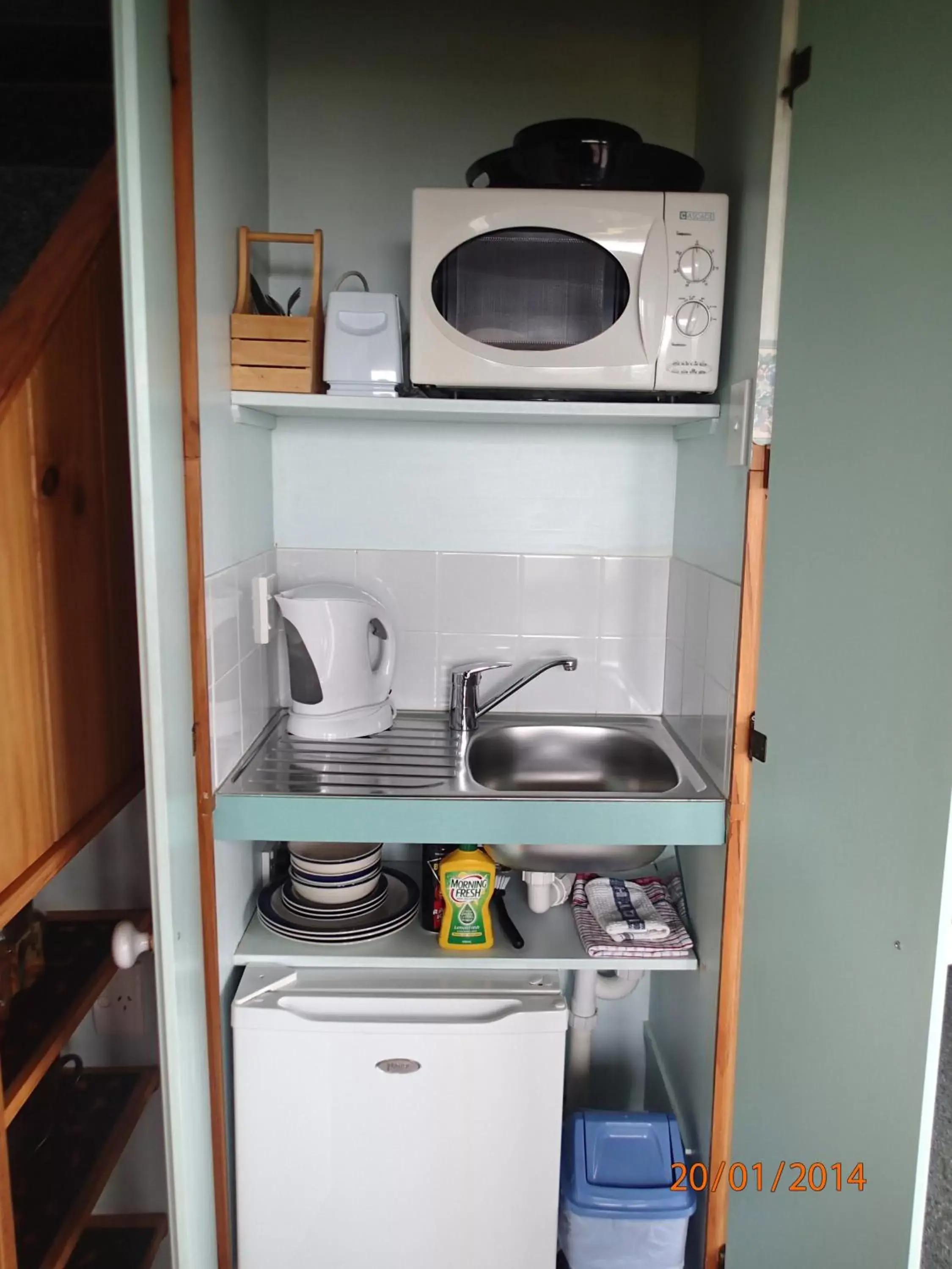 Kitchen or kitchenette, Kitchen/Kitchenette in Grafton Cottage & Chalets