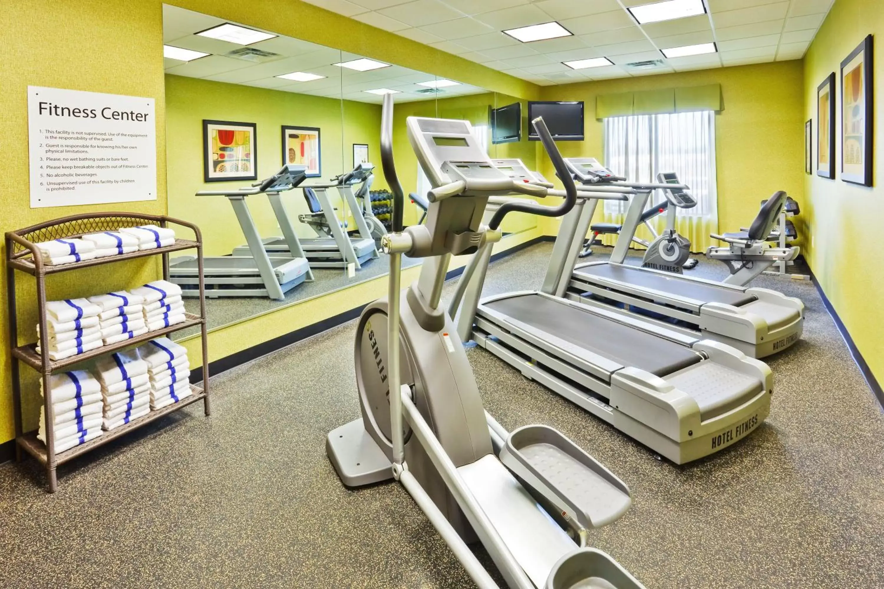Fitness centre/facilities, Fitness Center/Facilities in Holiday Inn Express Hotel & Suites Ooltewah Springs - Chattanooga, an IHG Hotel