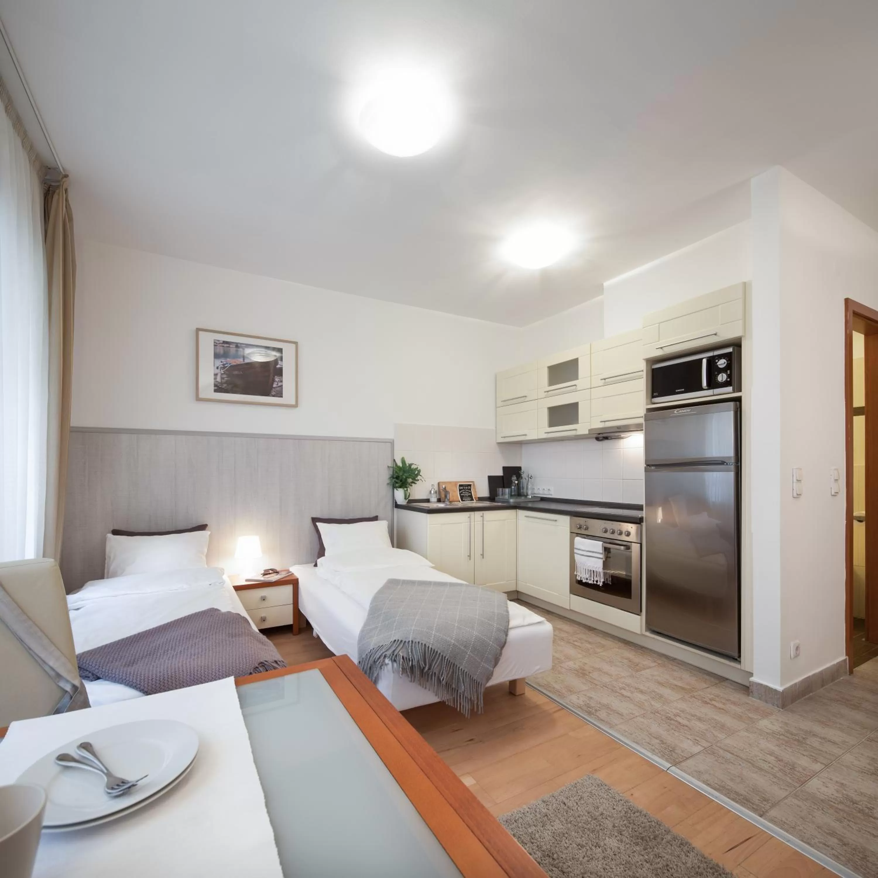 Living room, Bed in Lord Residence