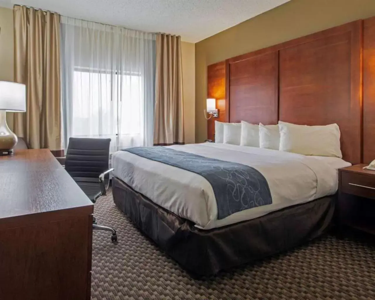 Bed in Comfort Inn & Suites Las Cruces Mesilla