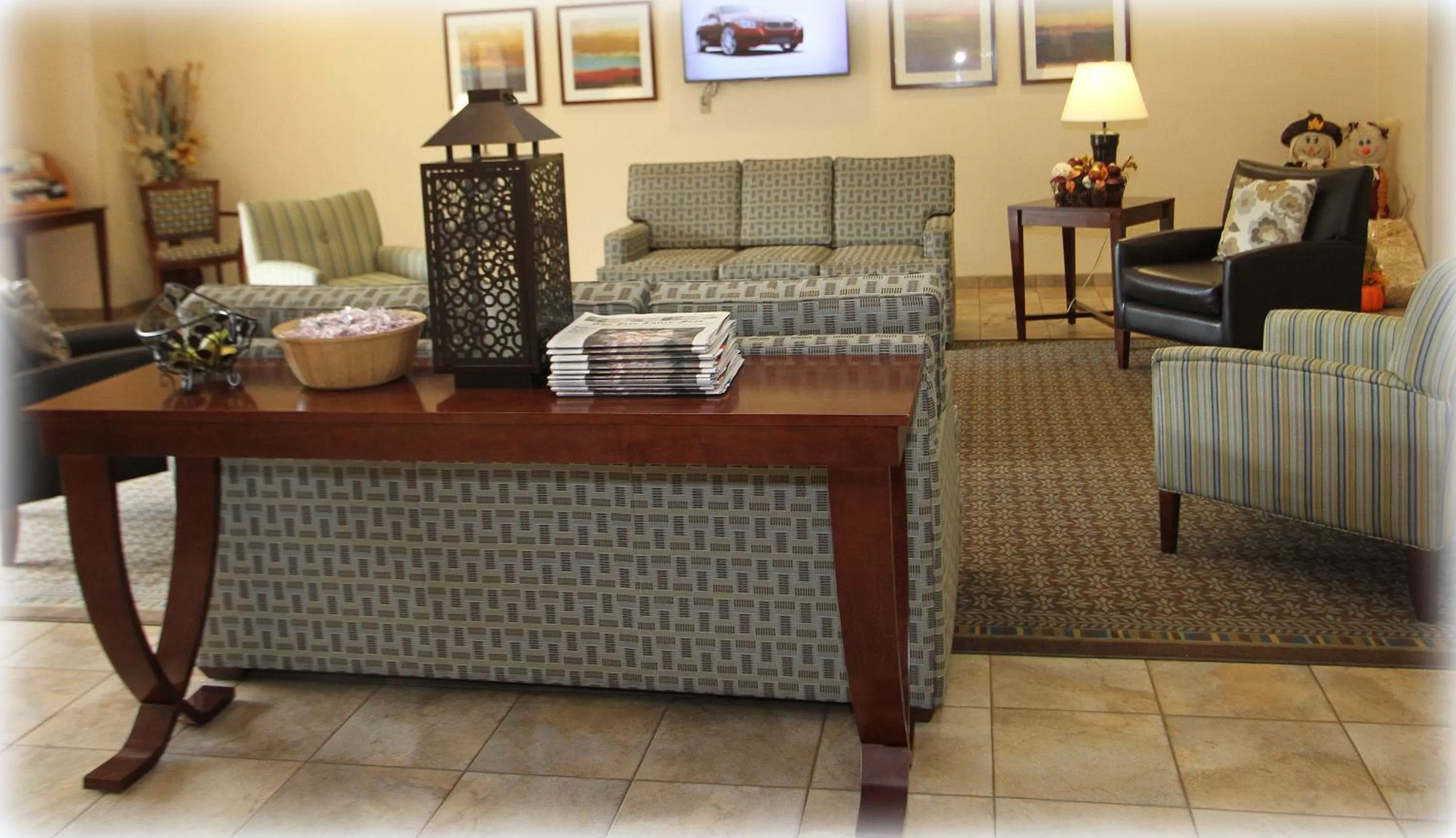 Lobby or reception, Bed in Candlewood Suites Fredericksburg by IHG