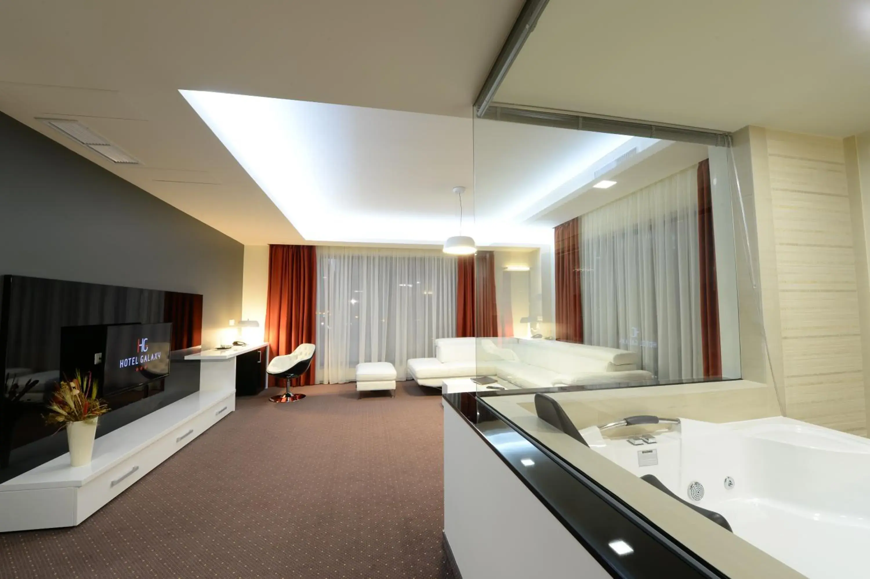 Spa and wellness centre/facilities, Bathroom in Hotel Galaxy