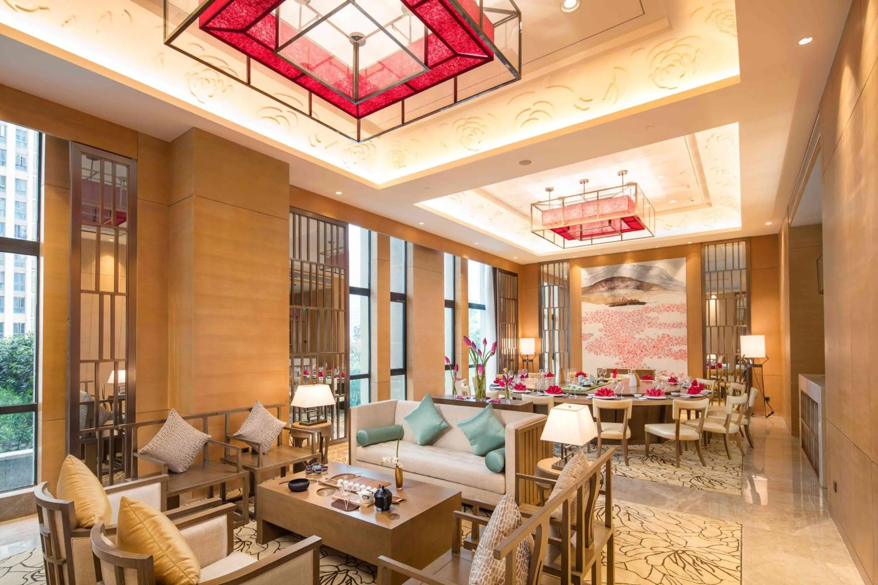 Restaurant/places to eat in Holiday Inn Chongqing University Town by IHG