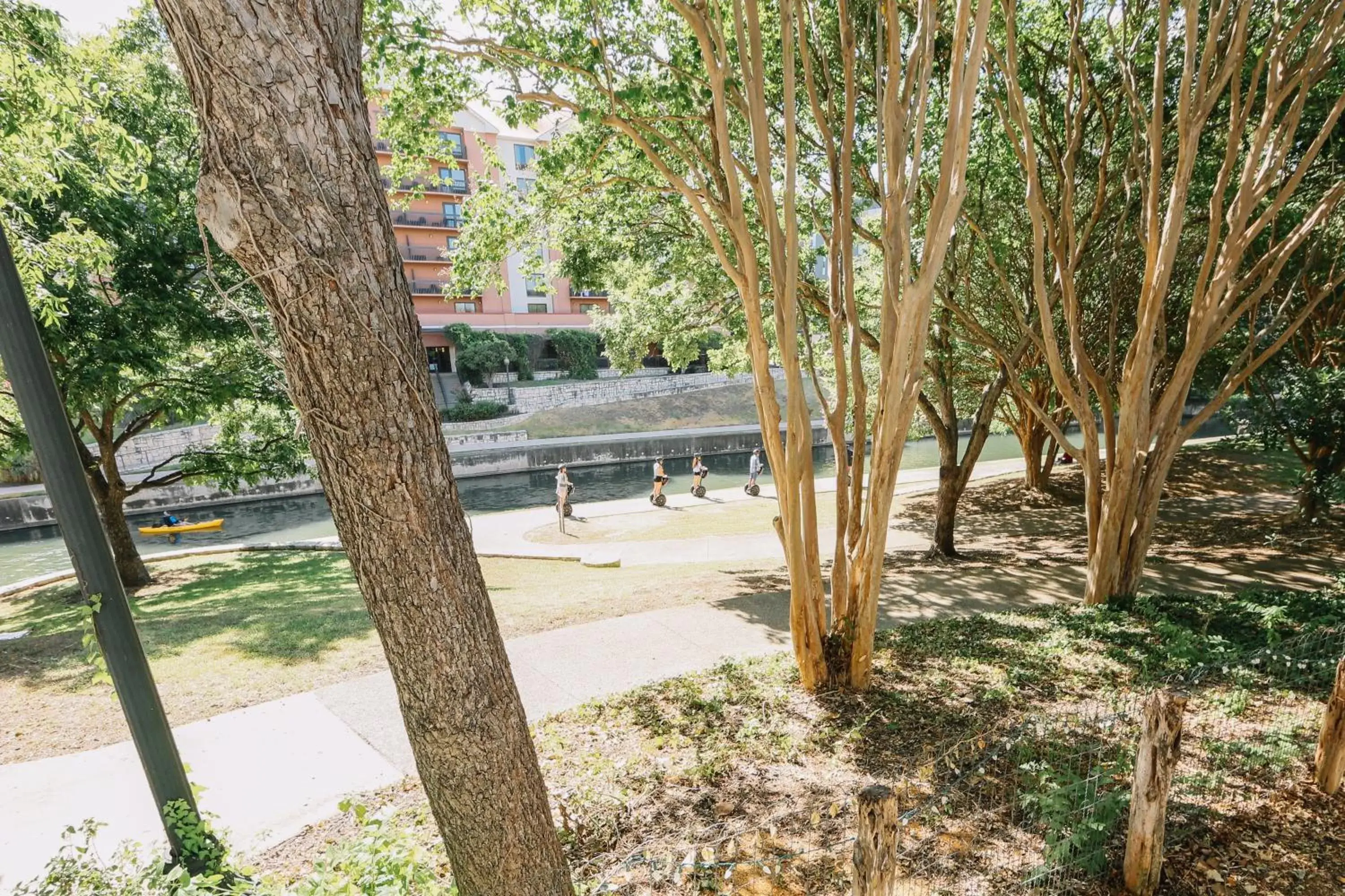 Activities in Inn on the Riverwalk