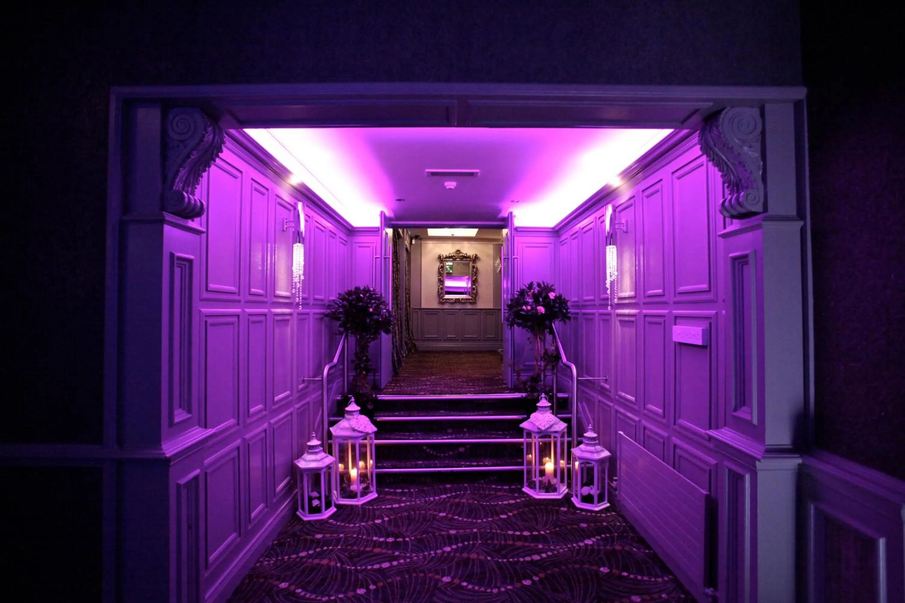 Facade/entrance in Greenvale Hotel