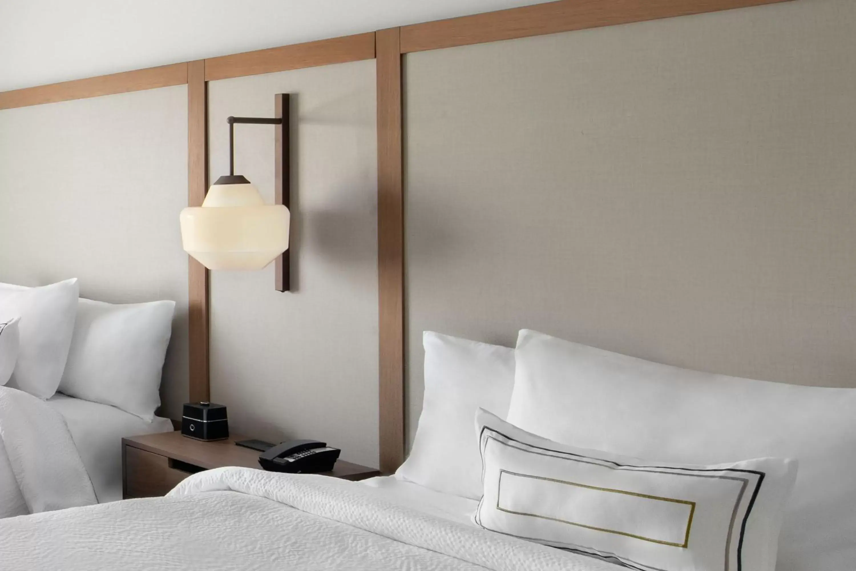 Photo of the whole room, Bed in Fairfield Inn & Suites by Marriott Kenosha Pleasant Prairie