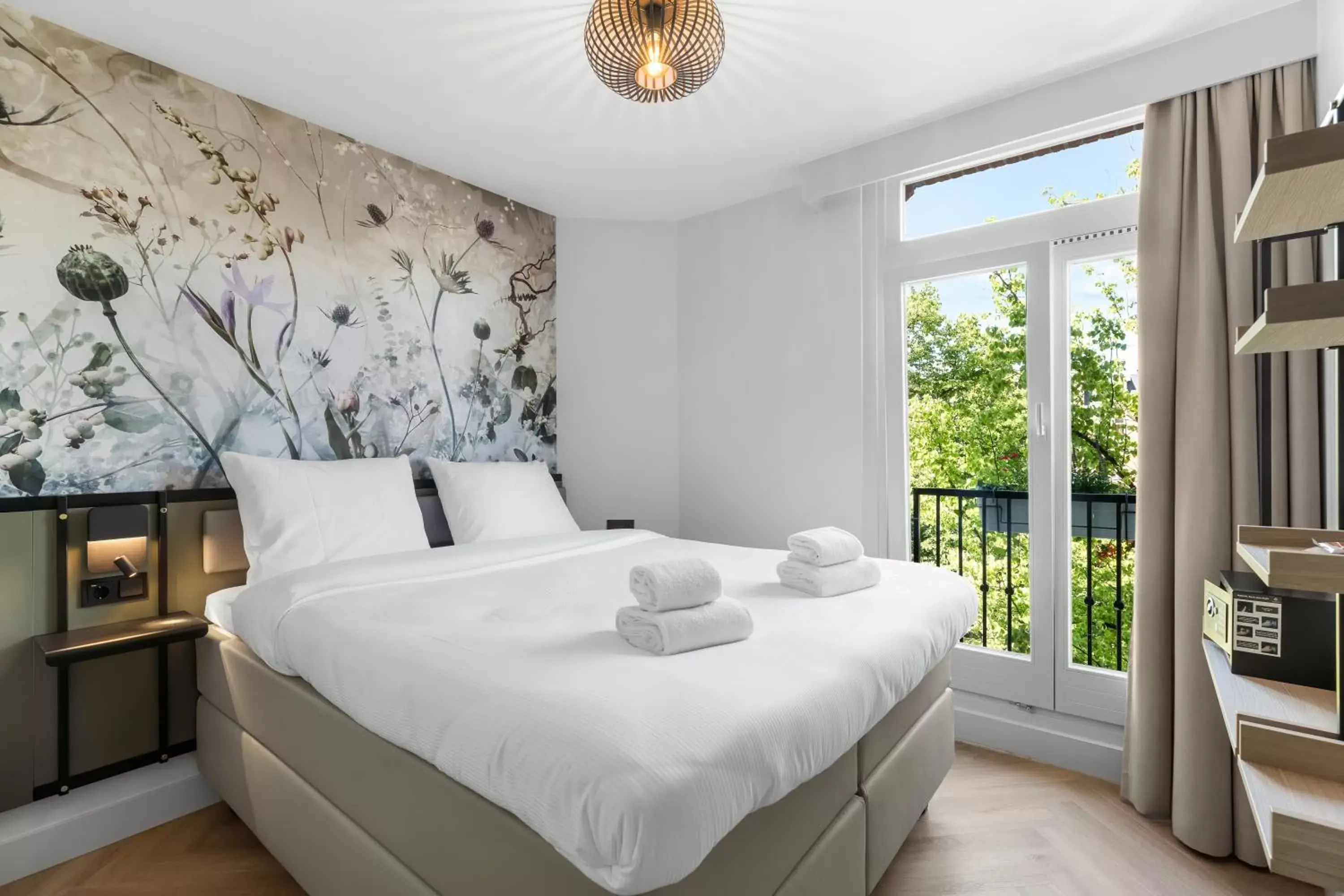 Bedroom, Bed in Dutch Design Hotel Vondelpark