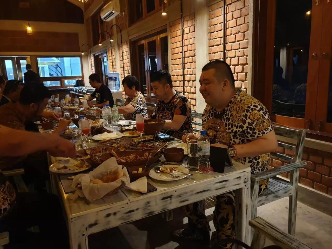 People in Olinia Airport Hotel