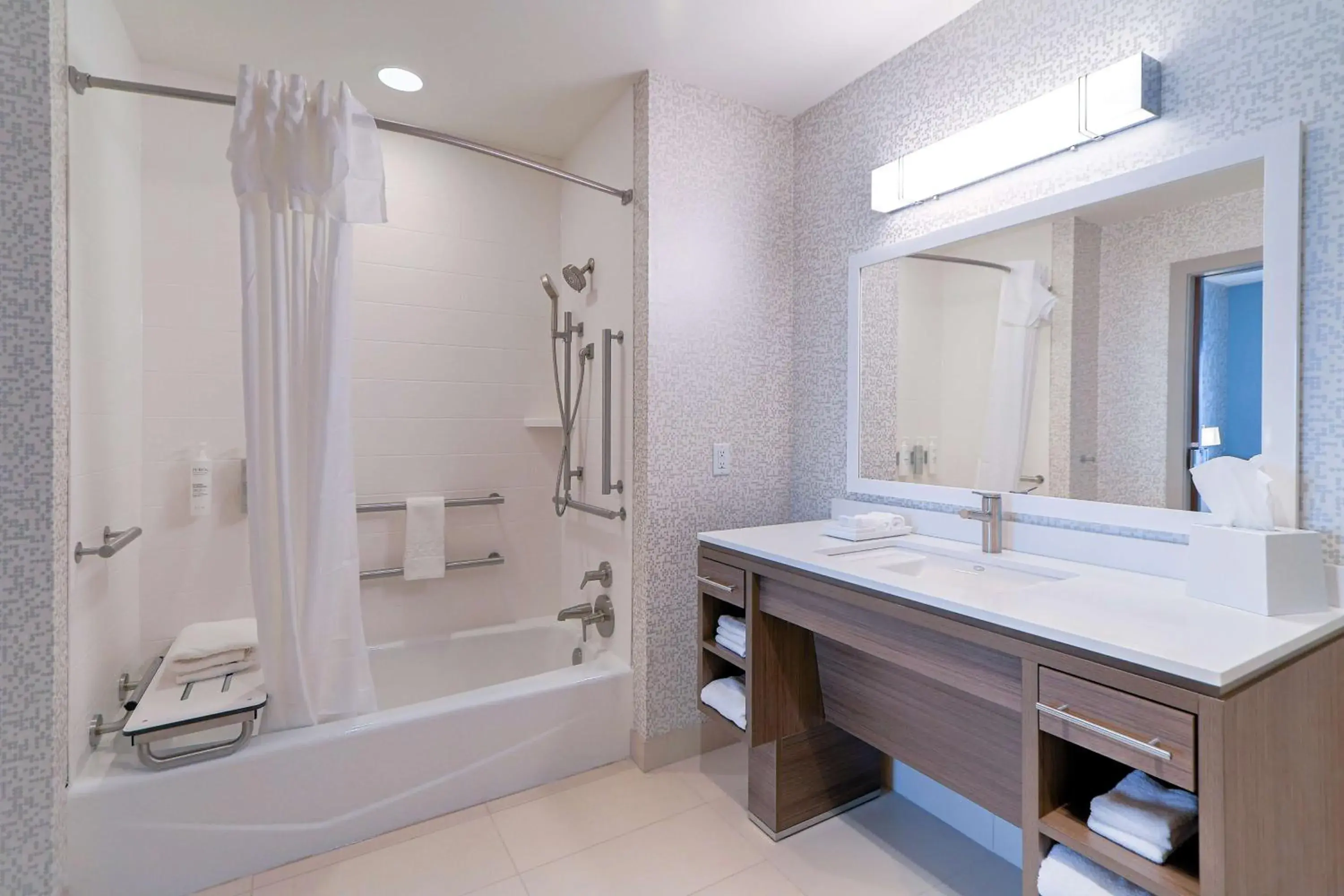 Bathroom in Home2 Suites By Hilton Alcoa Knoxville Airport