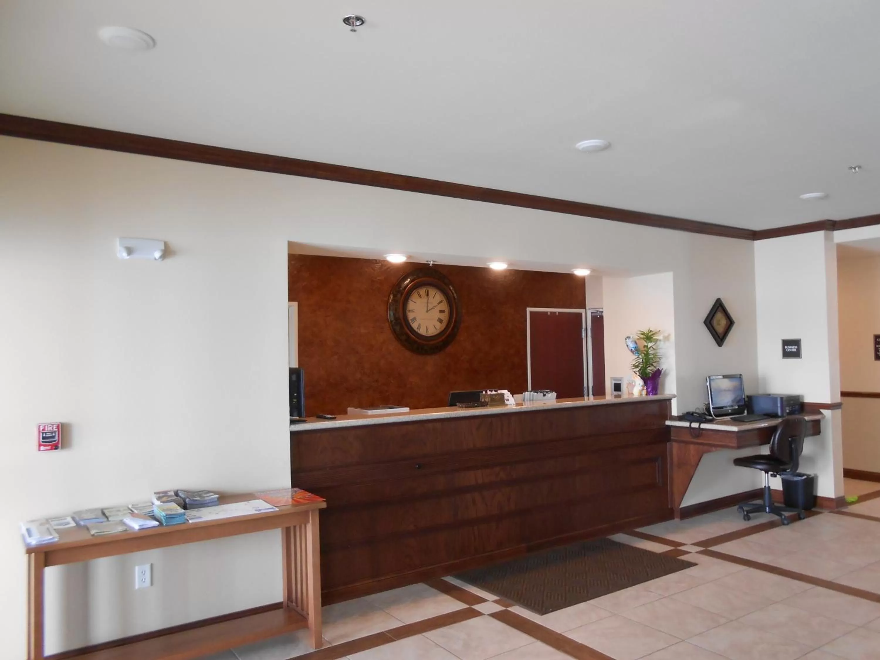 Lobby or reception in Sierra Inn Minot