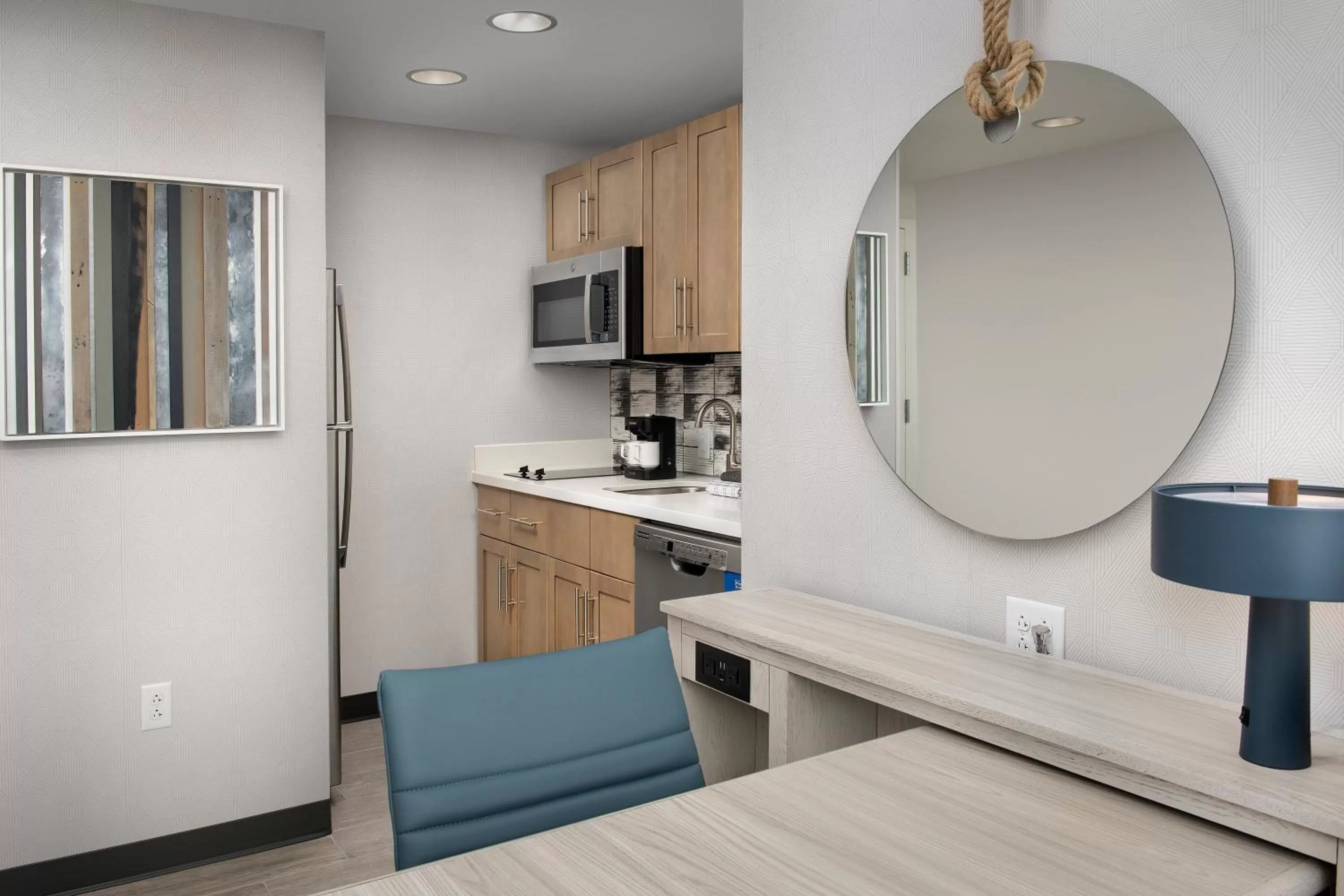 Kitchen or kitchenette in Homewood Suites By Hilton Destin