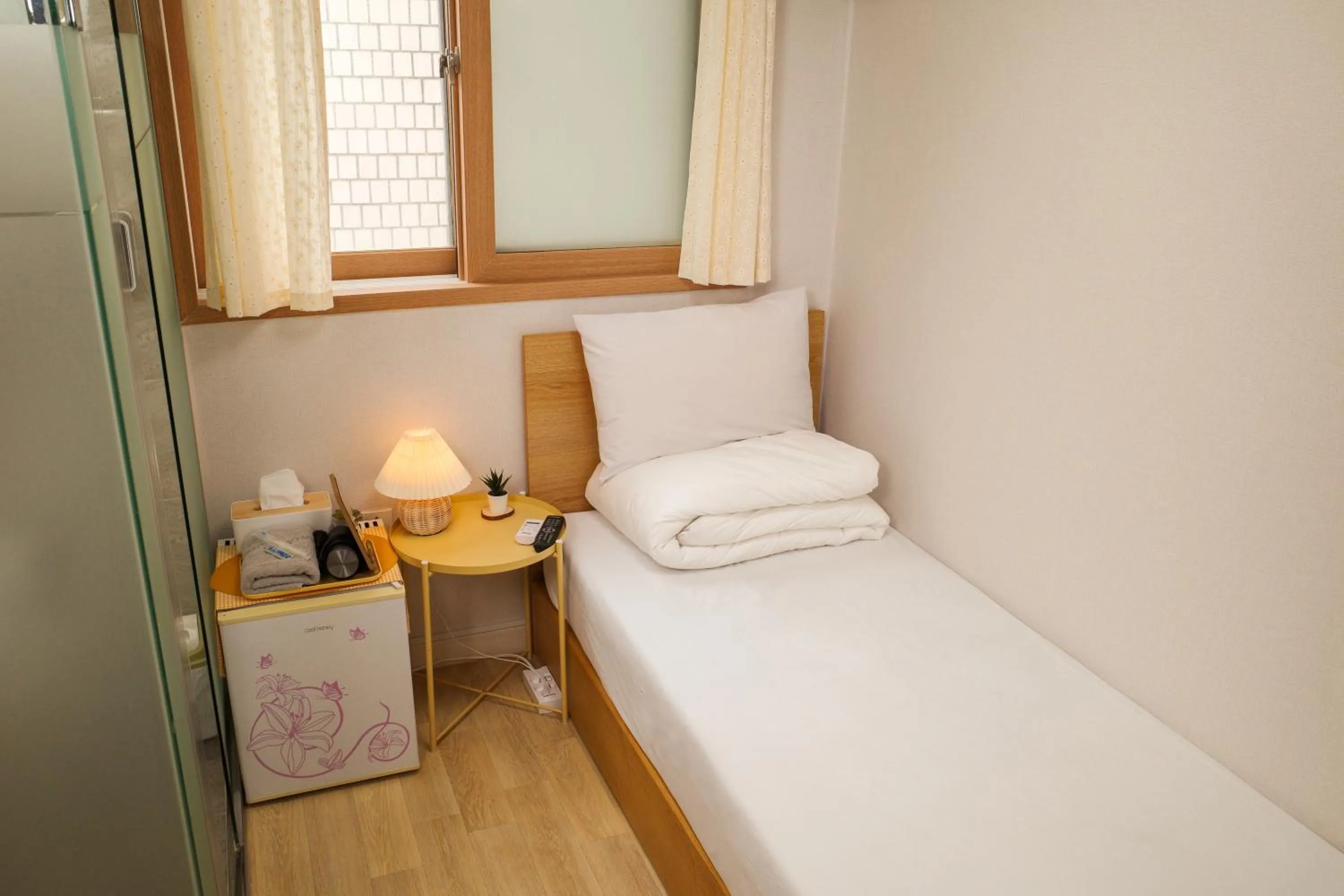 Single Room in Starria Hostel foreign guest only