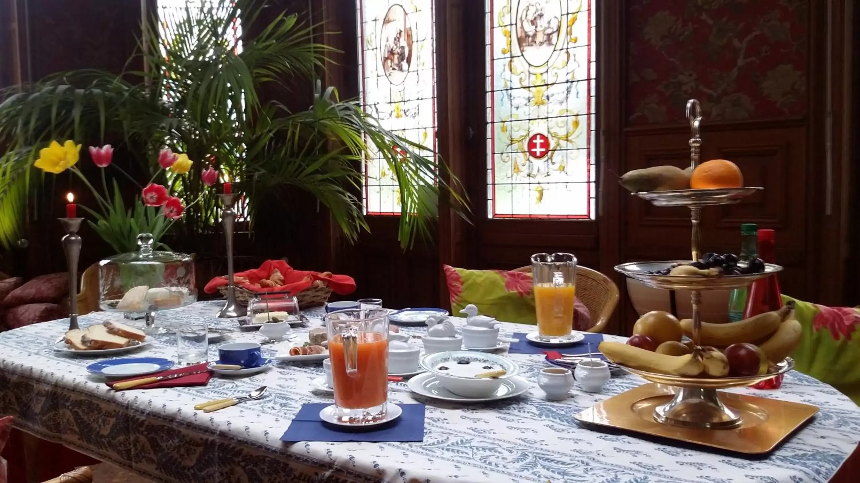 Breakfast, Restaurant/Places to Eat in MaisonMazerand