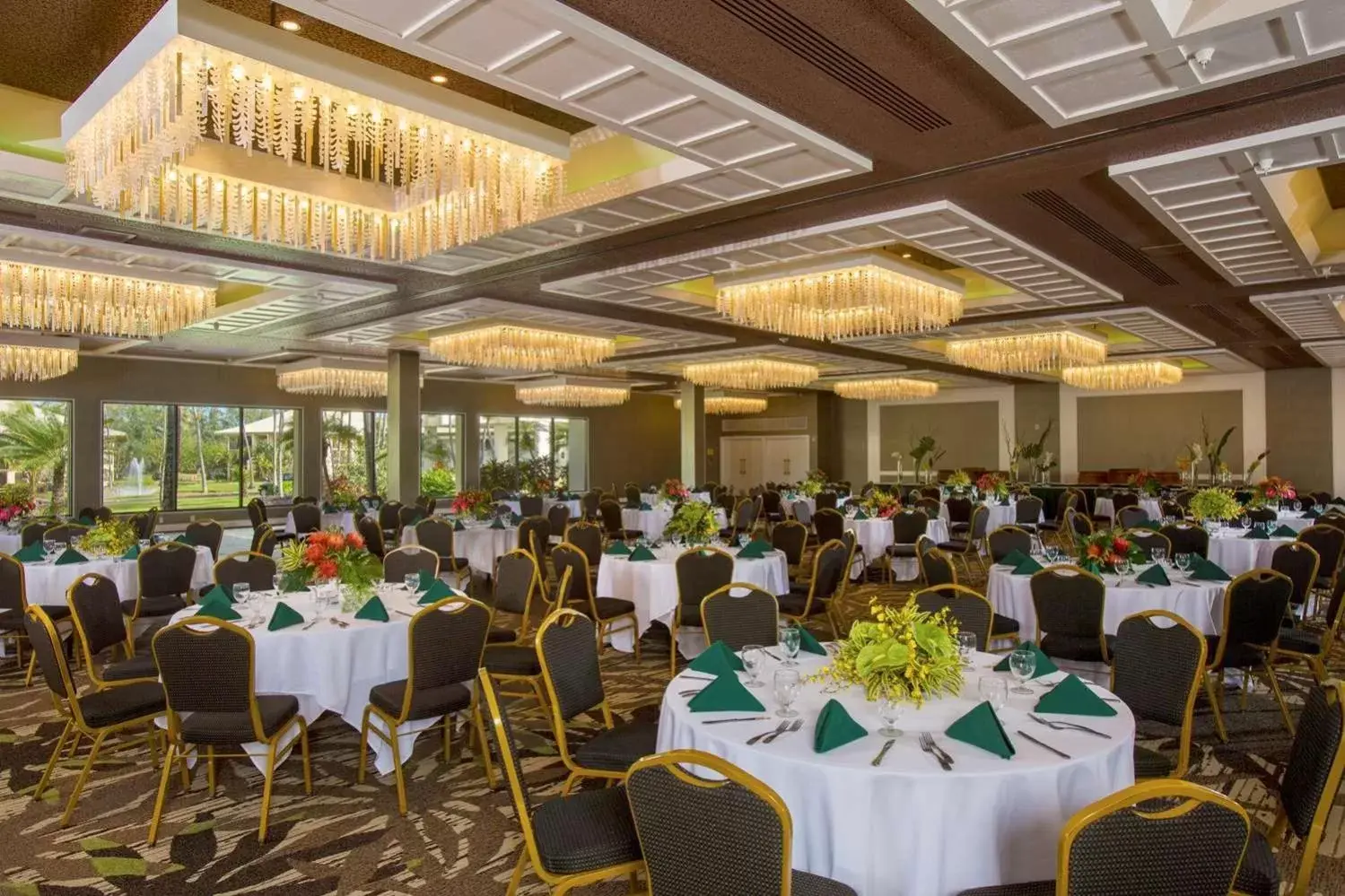 Banquet/Function facilities, Restaurant/Places to Eat in OUTRIGGER Kaua'i Beach Resort & Spa