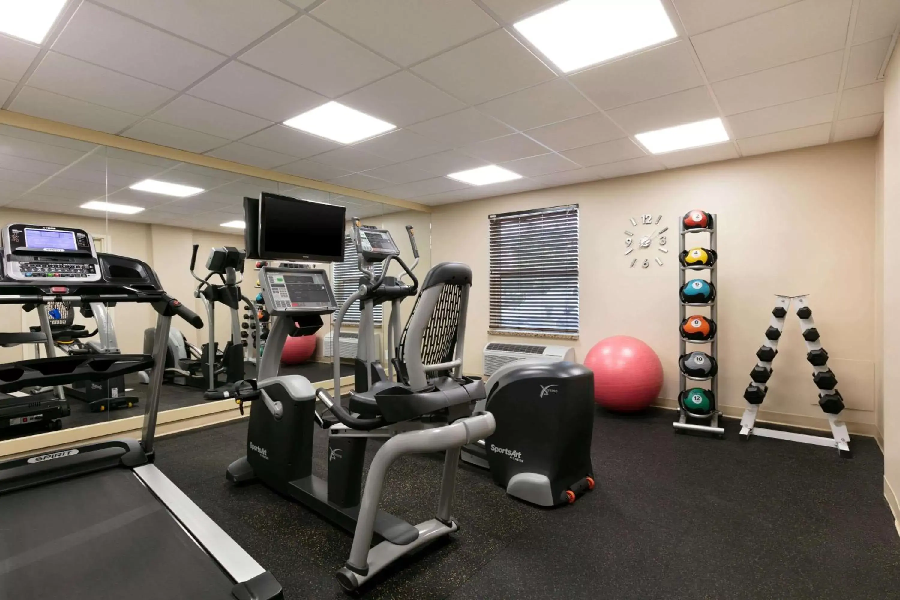 Fitness centre/facilities, Fitness Center/Facilities in Days Inn & Suites by Wyndham Sherwood Park Edmonton