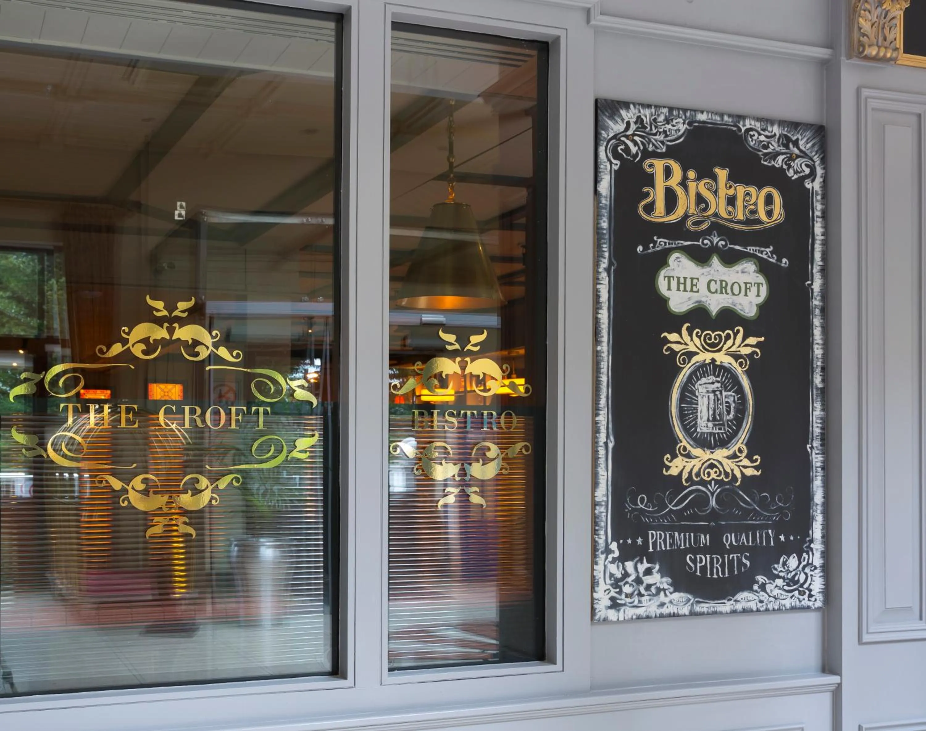 Lounge or bar in Bonnington Hotel & Leisure Centre