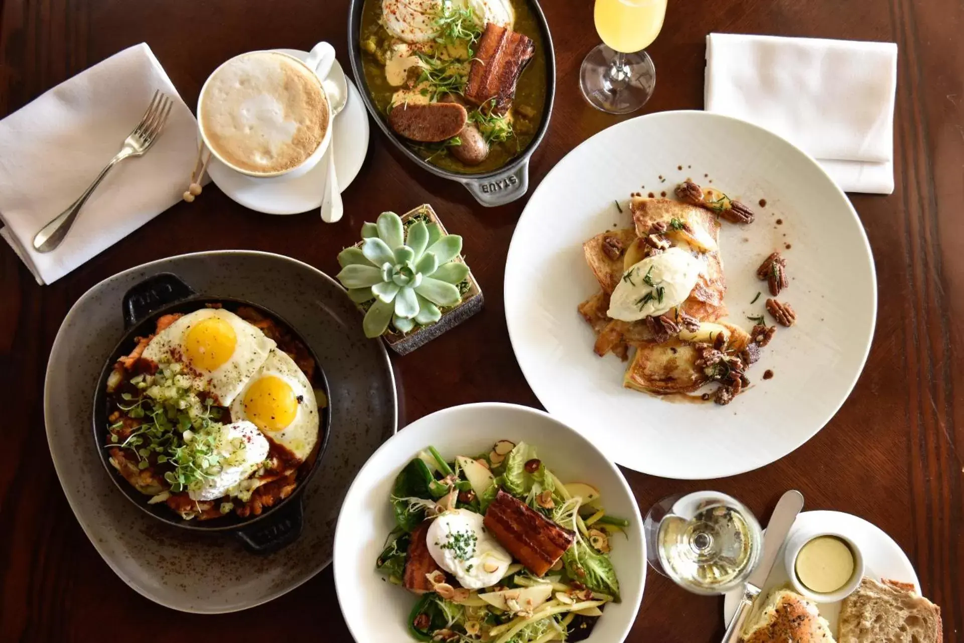 American breakfast, Lunch and Dinner in Montage Laguna Beach