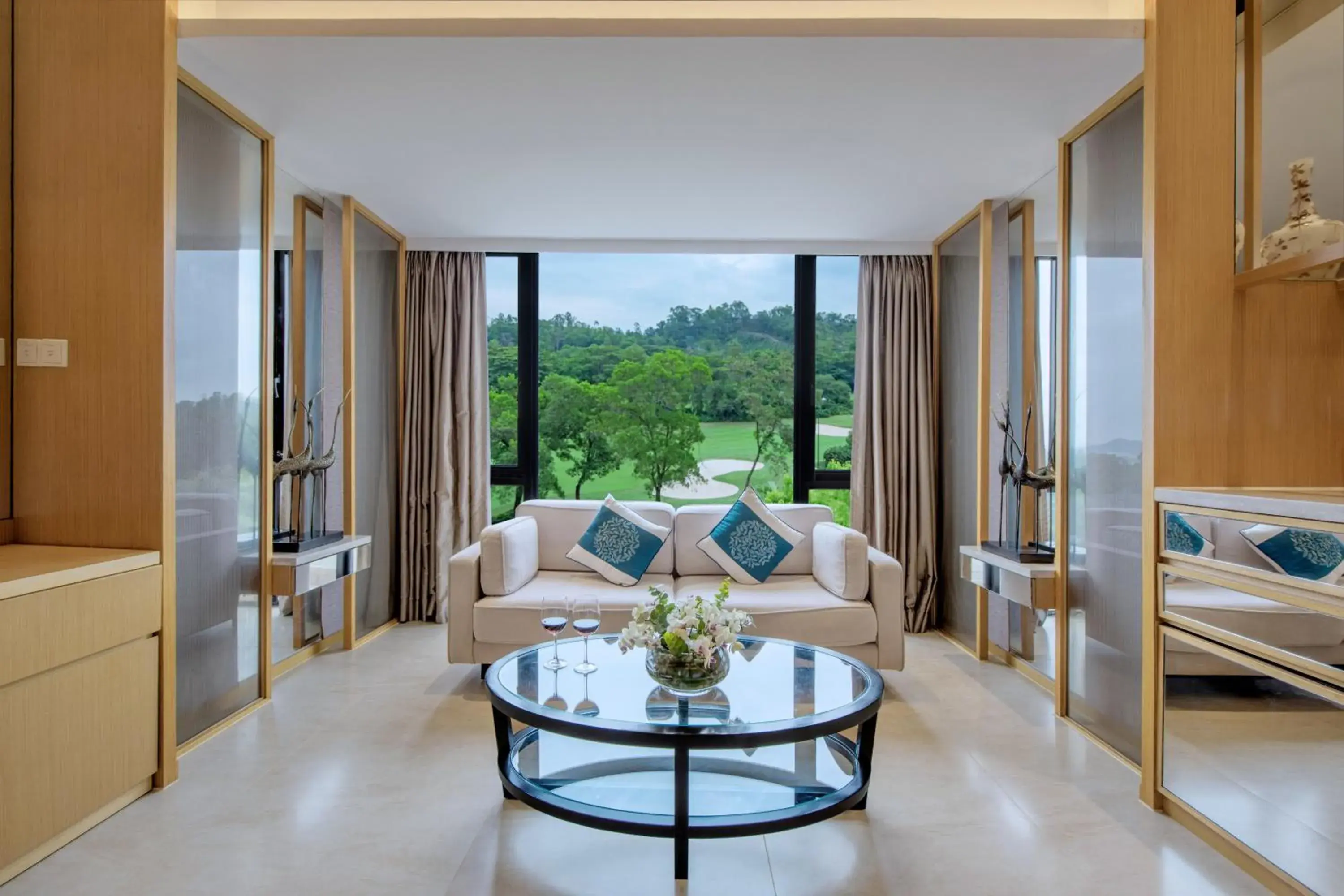 Balcony/Terrace in Mission Hills Hotel Resorts Shenzhen