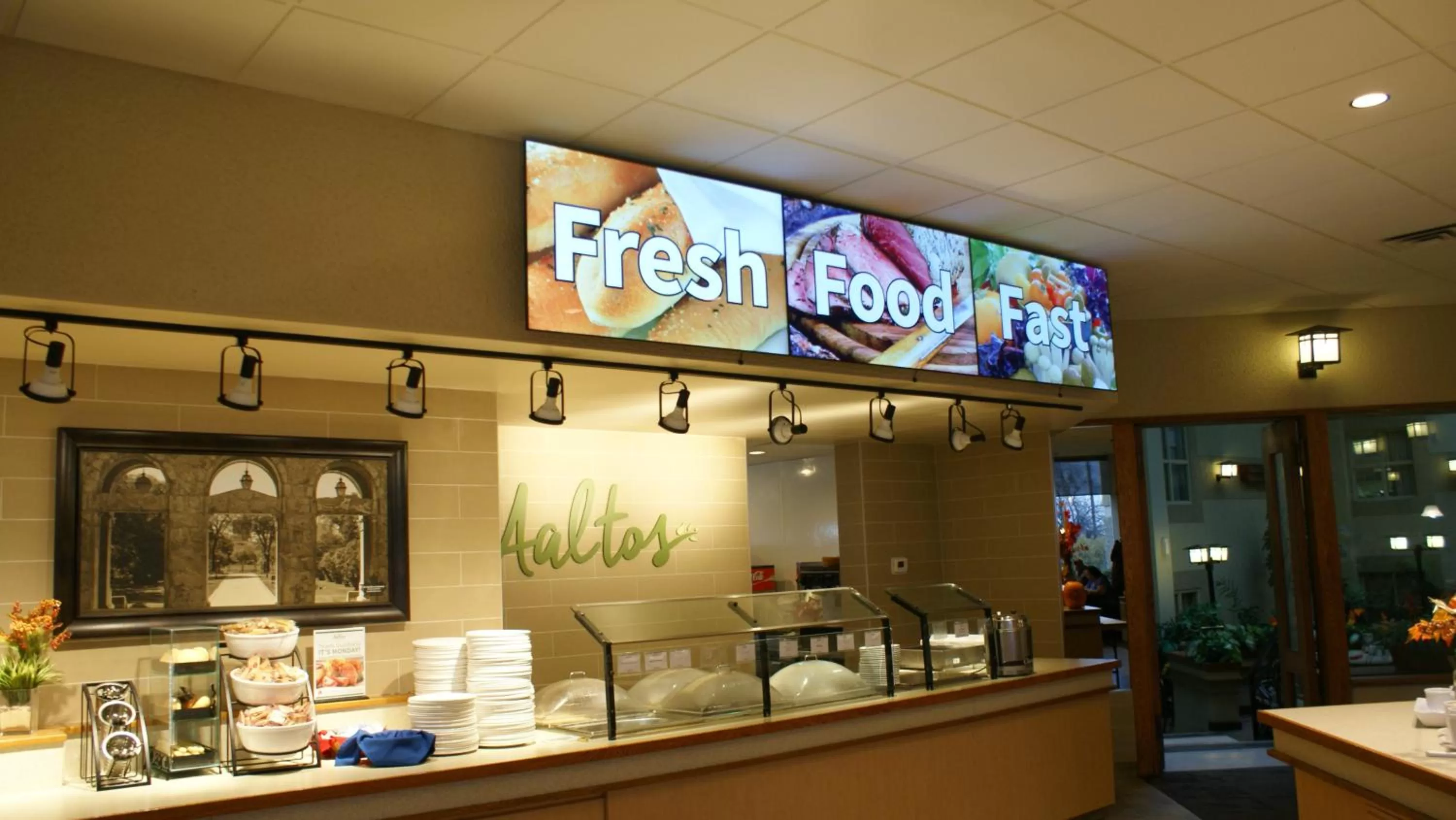 Restaurant/places to eat in Canad Inns Destination Centre Garden City