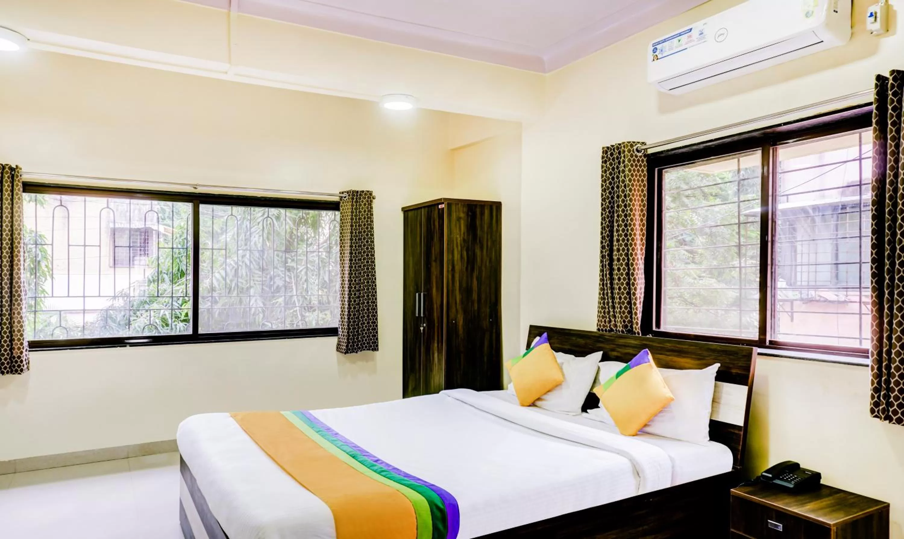 Photo of the whole room, Bed in Hotel Bestow Inn Koregaon Park Pune -Near Osho Ashram