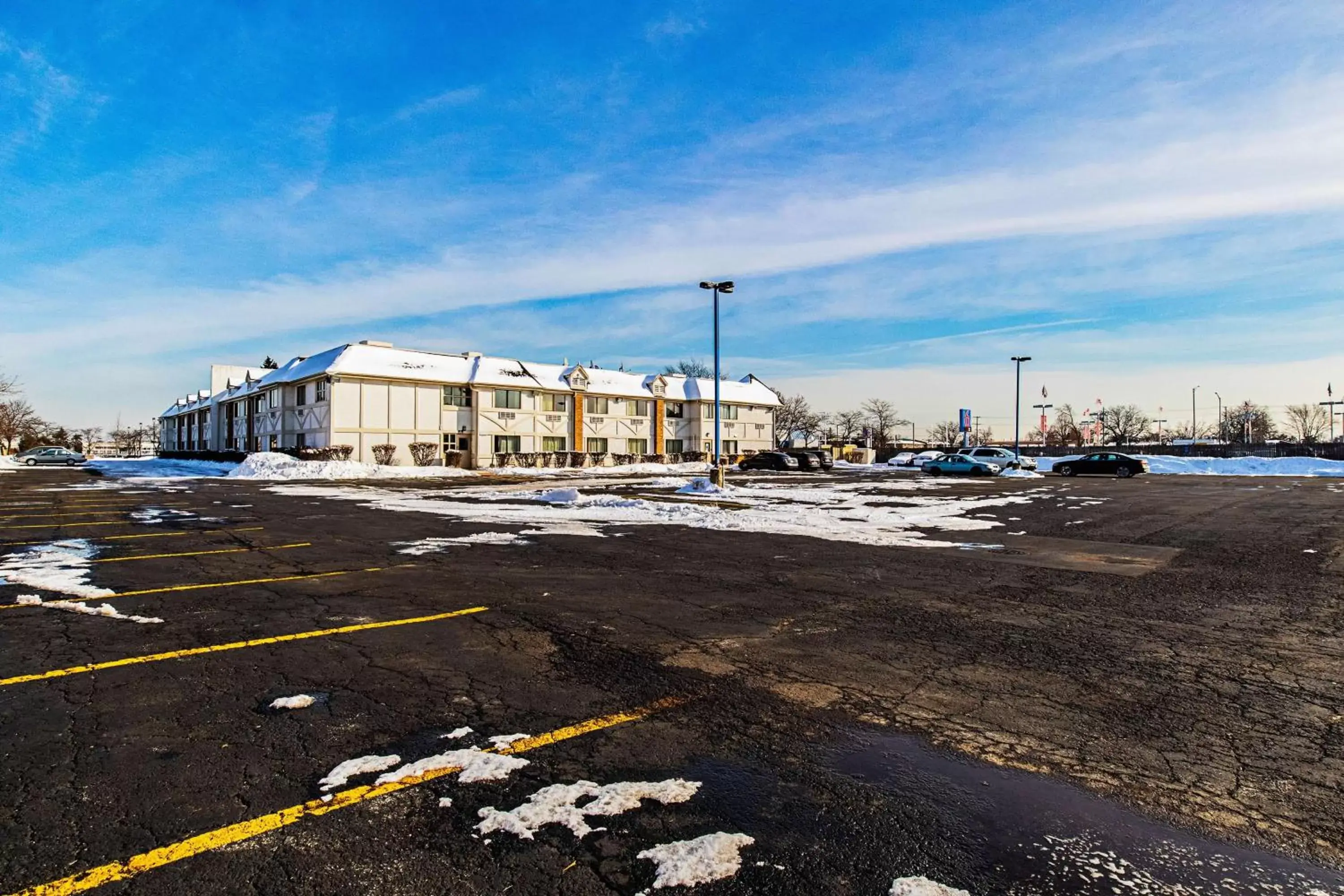 Property building in Motel 6-Palatine, IL - Chicago Northwest