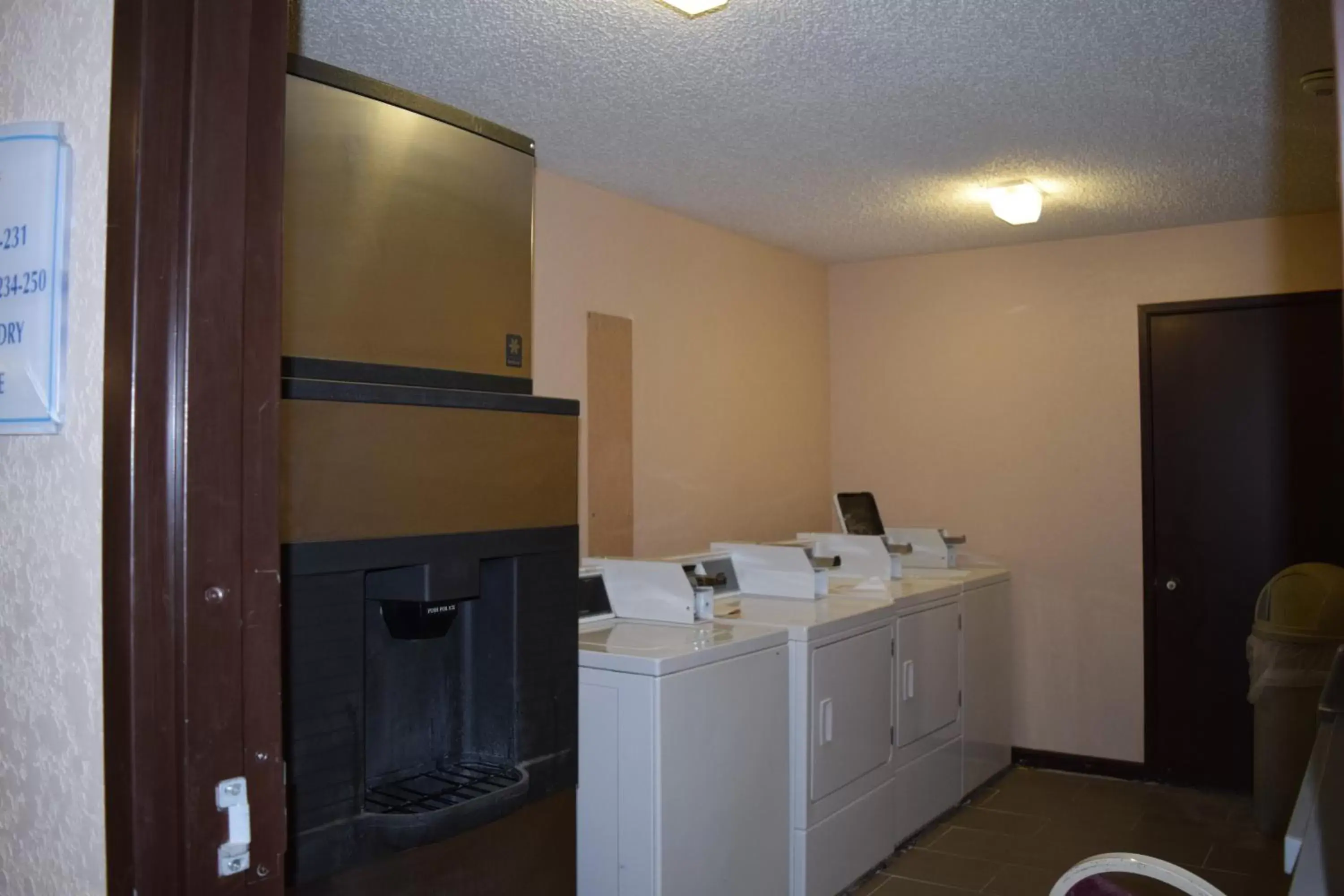 Area and facilities, Kitchen/Kitchenette in Baymont by Wyndham Midland Airport