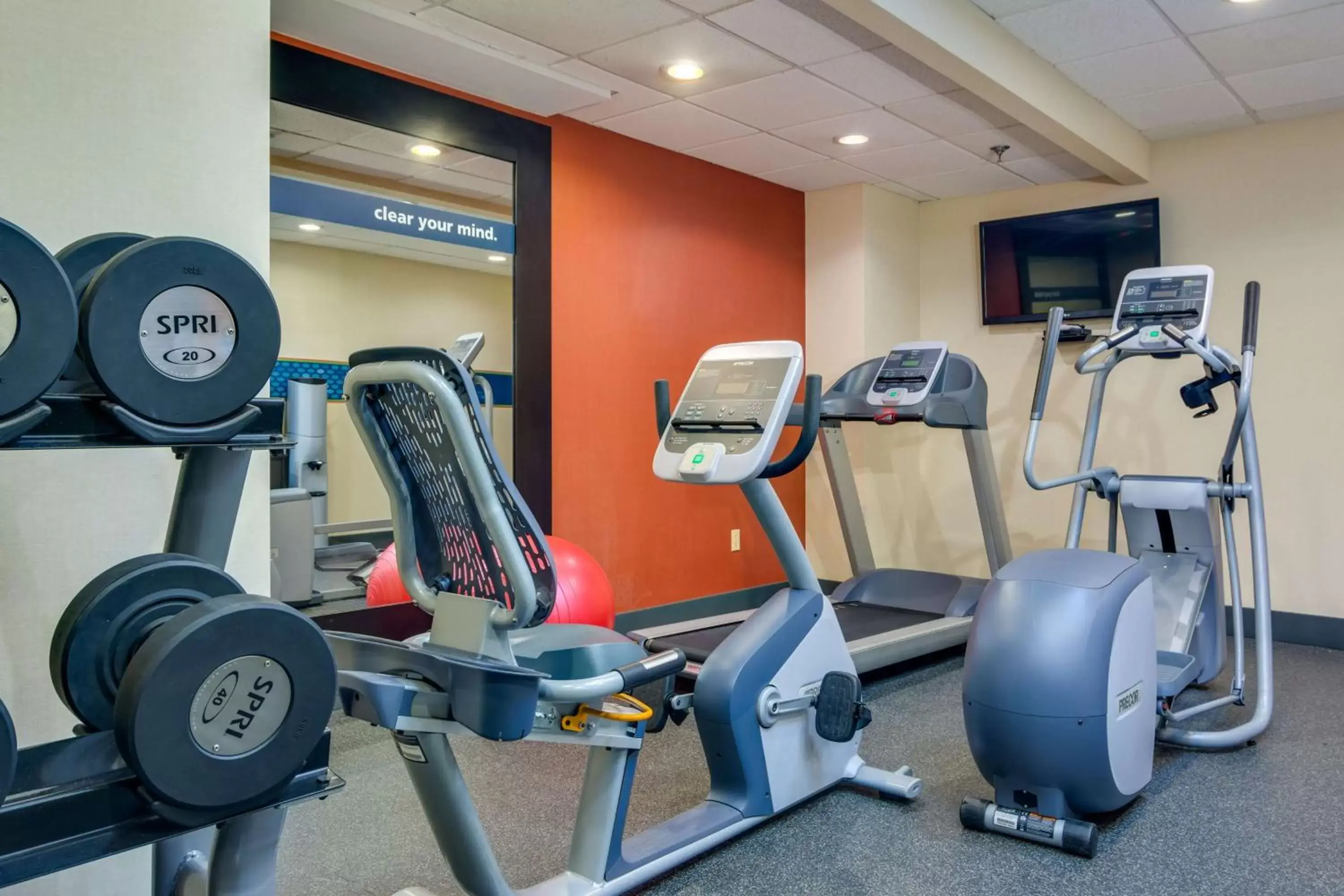 Fitness centre/facilities in Hampton Inn Johnson City Fitness centre/facilities in Hampton Inn Johnson City