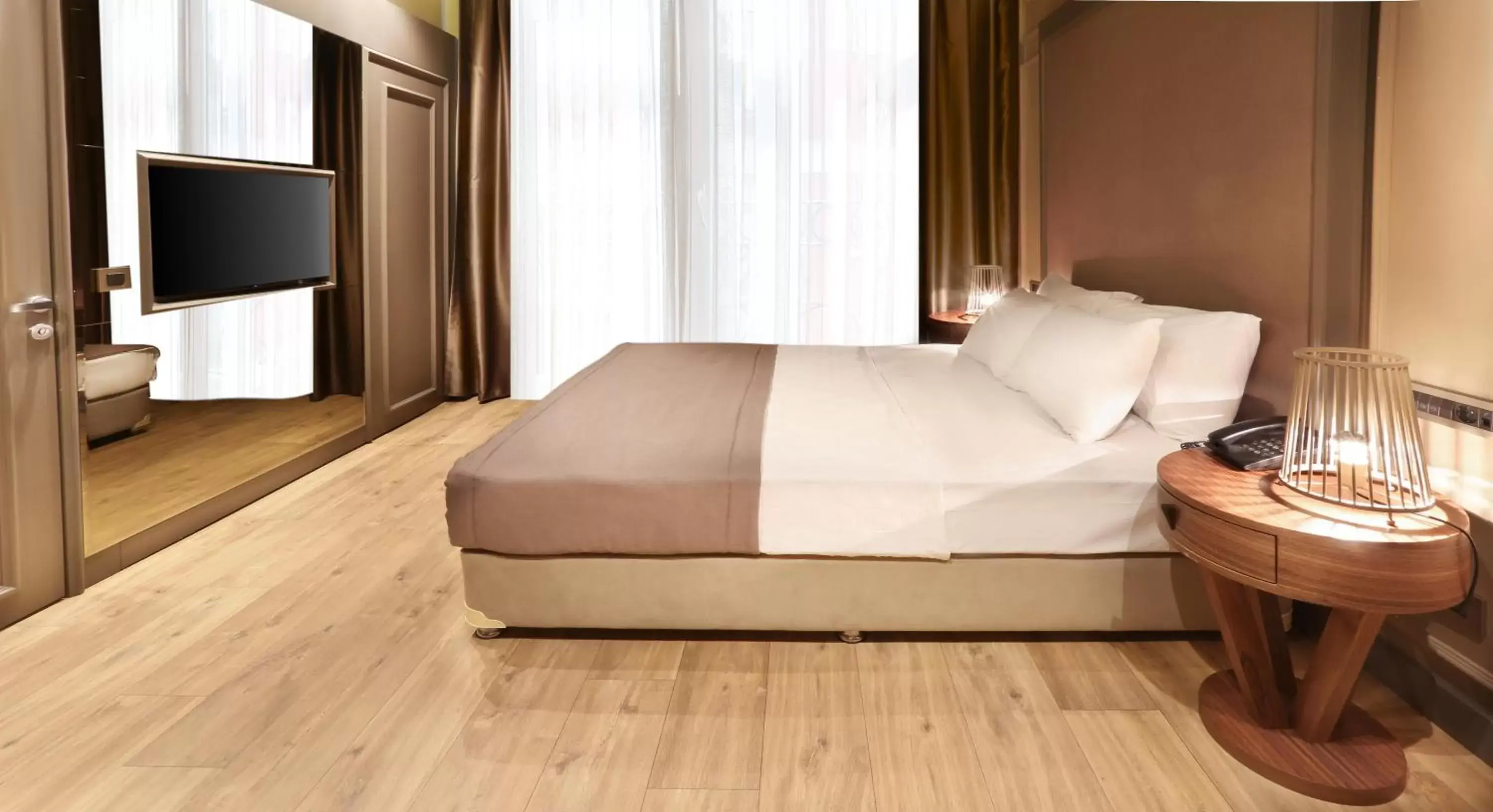 Bed in Taksim Premium Hotel