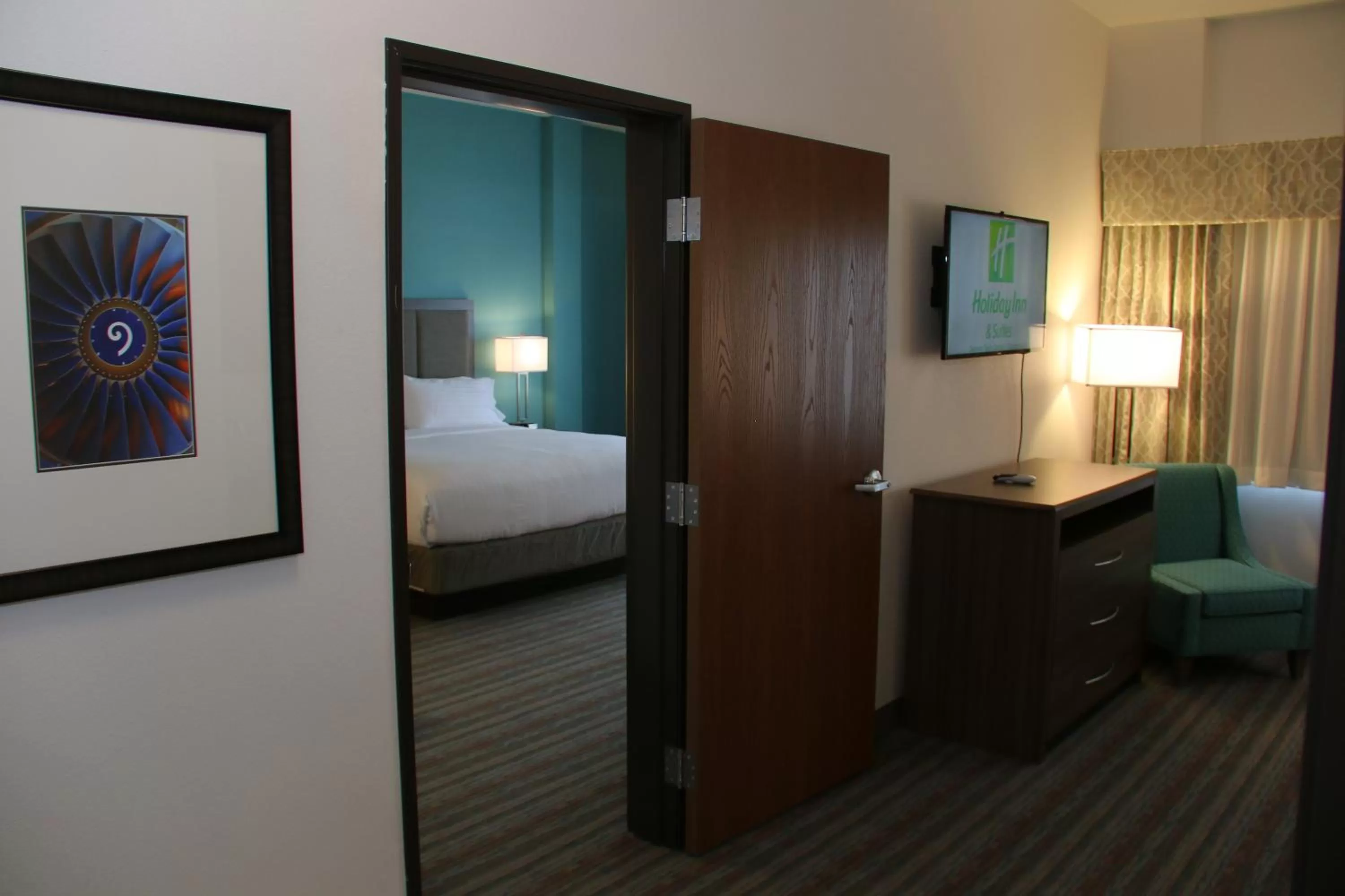 Photo of the whole room, Bed in Holiday Inn & Suites Denver Tech Center-Centennial by IHG