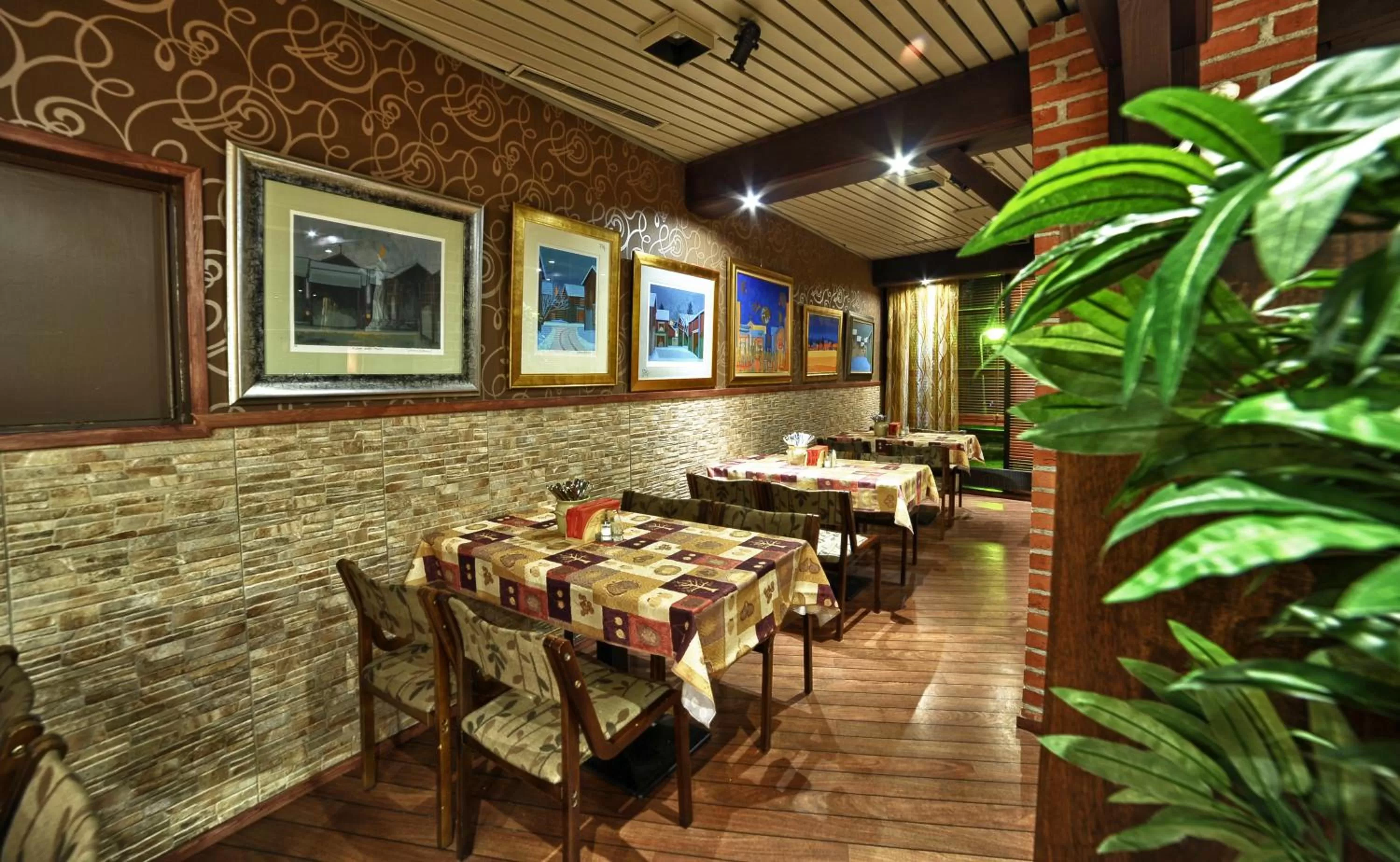 Restaurant/places to eat in Hotel Lapuahovi