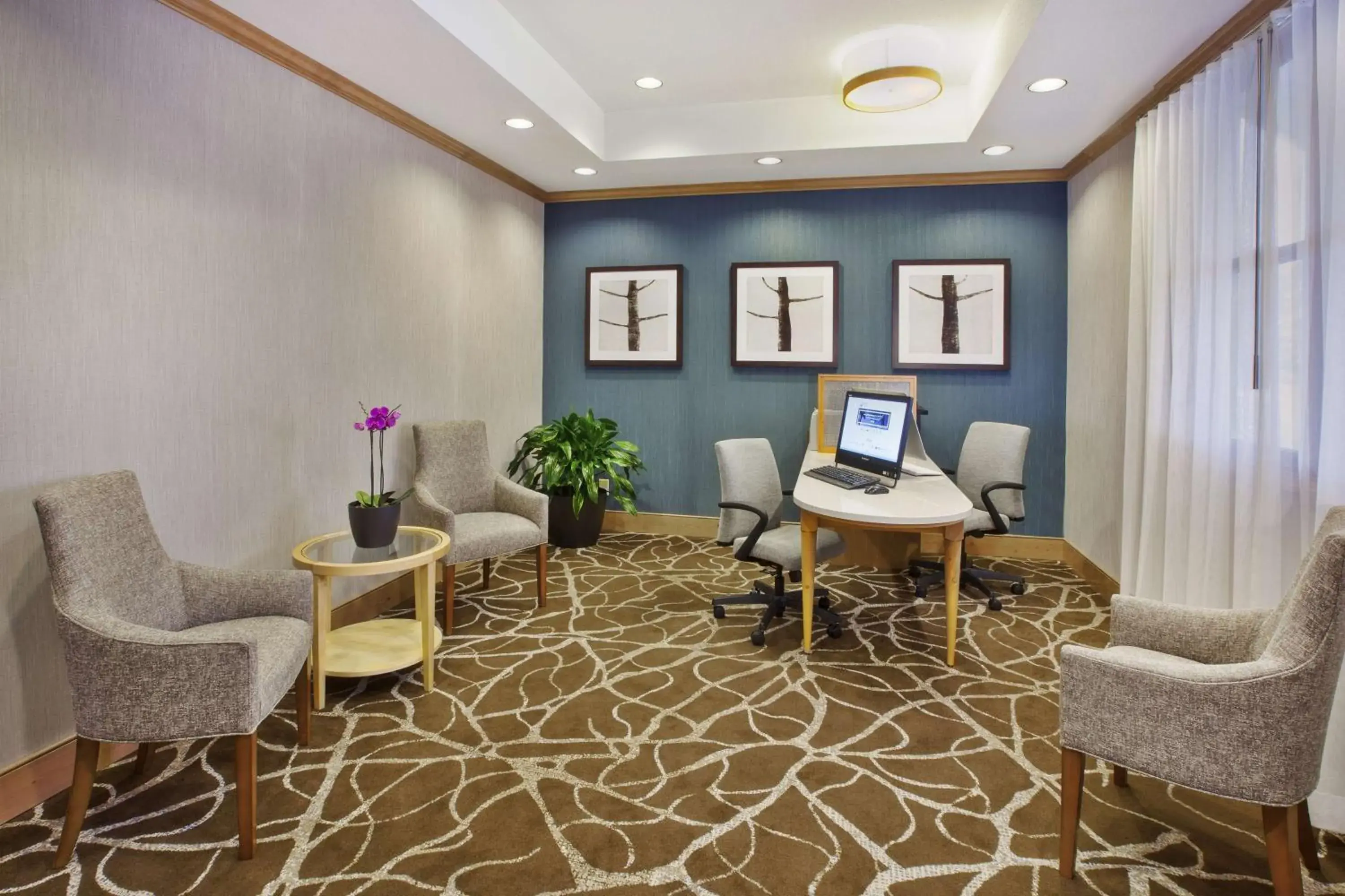 Business facilities in Homewood Suites Dayton-Fairborn