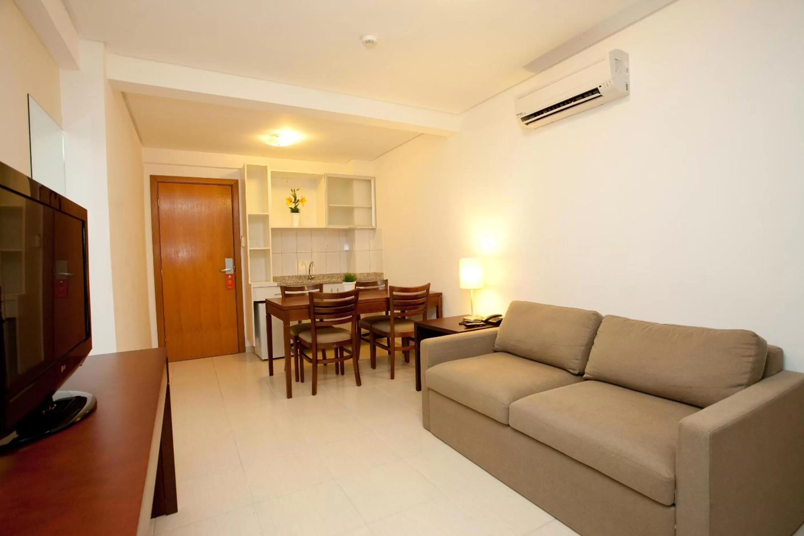 Living room in America Towers Hotel