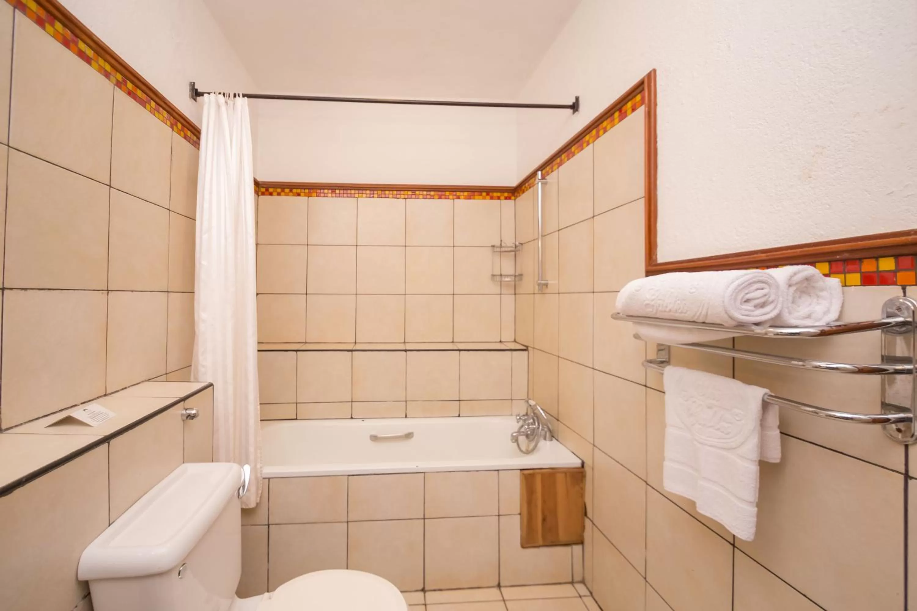 Bathroom in The King Post