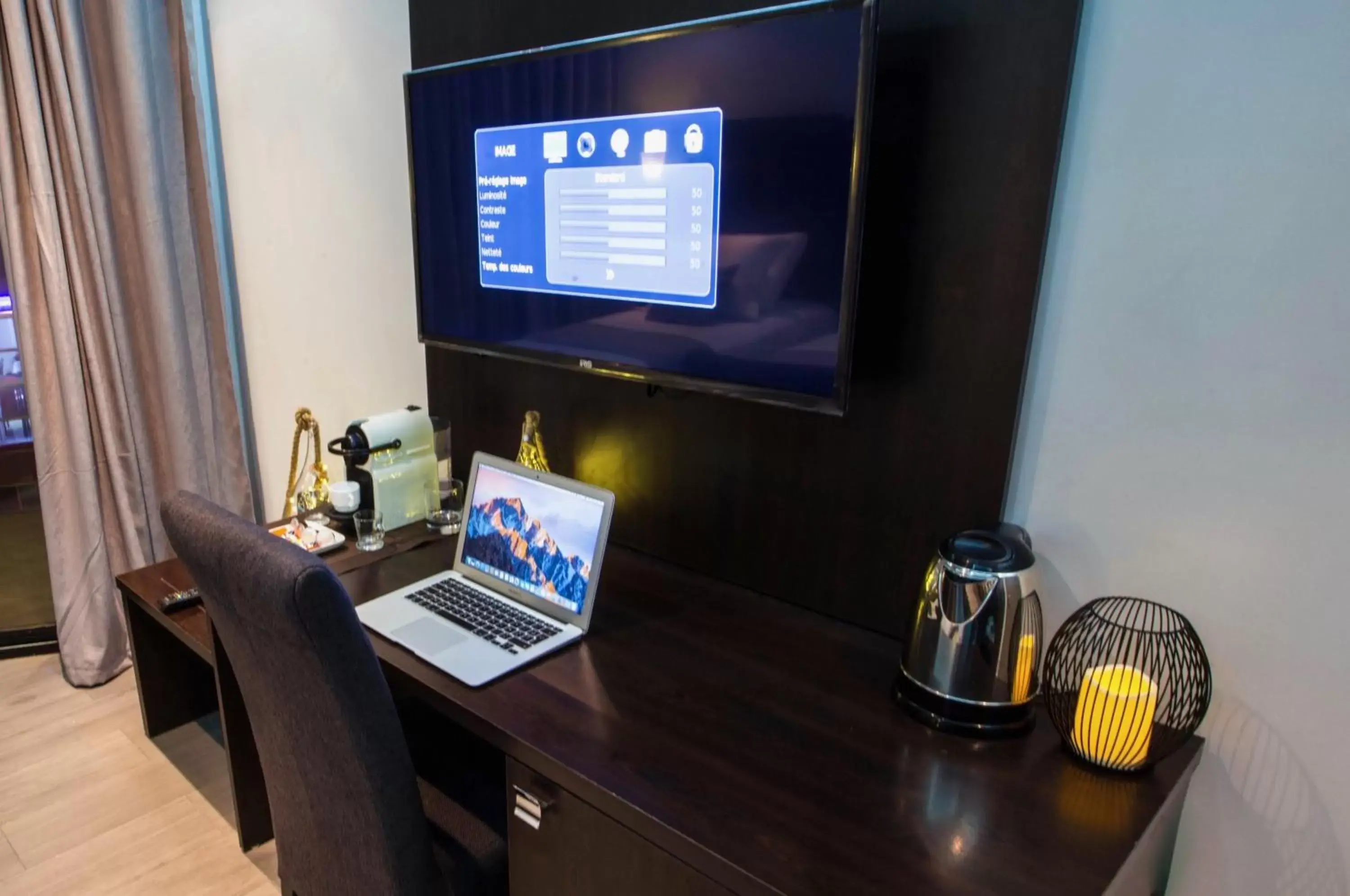 Twin Room with Garden View in Calypso Home Oran Twin Room with Garden View in Calypso Home Oran