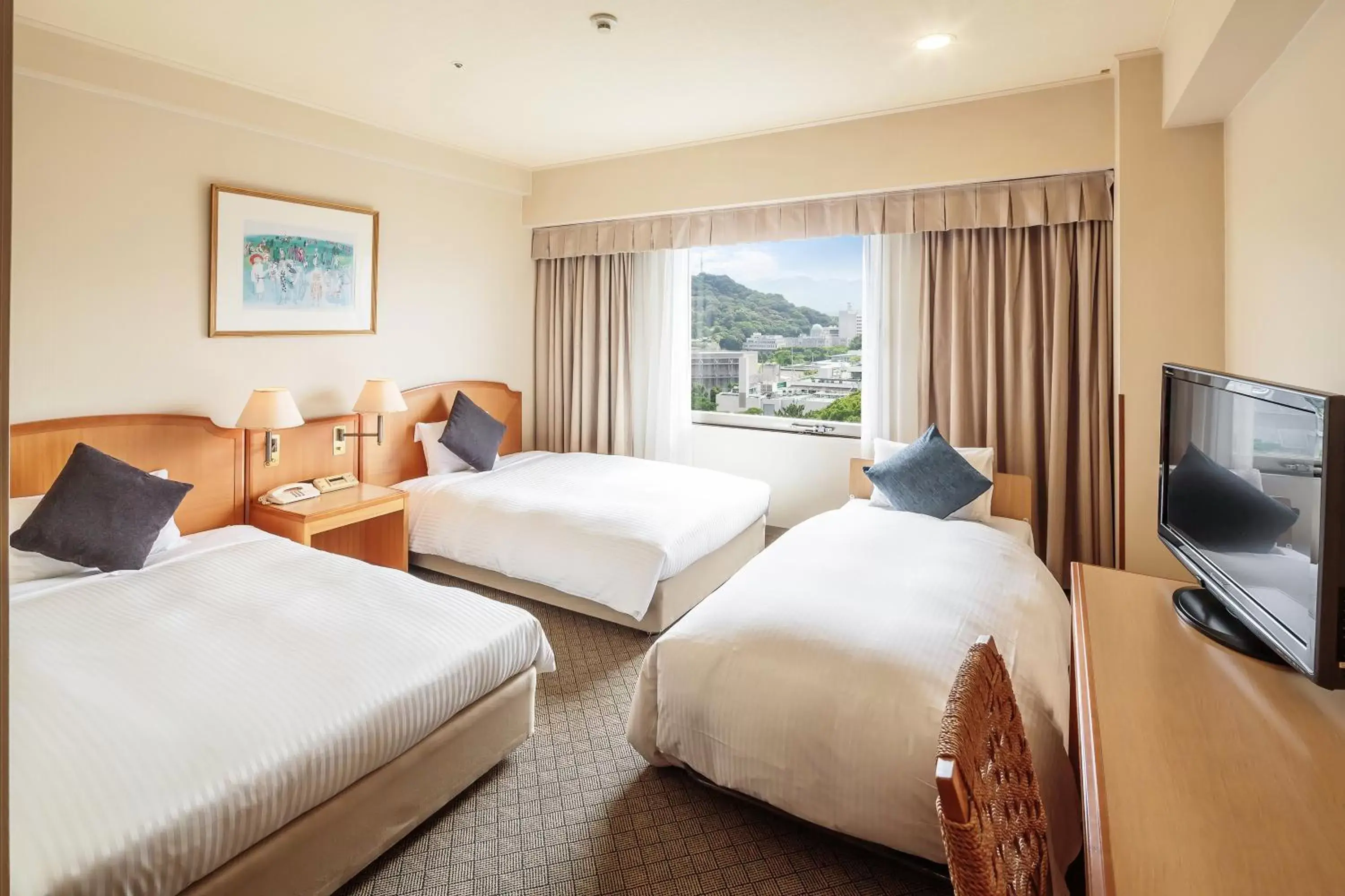 Superior Twin Room with Castle View - single occupancy - Non-Smoking in HOTEL MYSTAYS Matsuyama Superior Twin Room with Castle View - single occupancy - Non-Smoking in HOTEL MYSTAYS Matsuyama