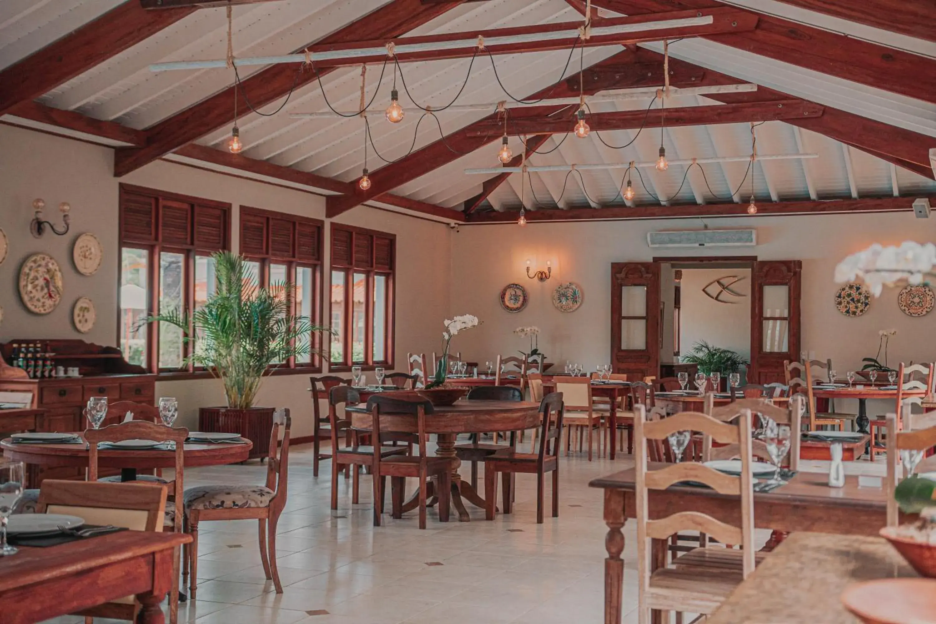 Restaurant/places to eat in Vila Angatu Eco Resort & SPA Restaurant/places to eat in Vila Angatu Eco Resort & SPA