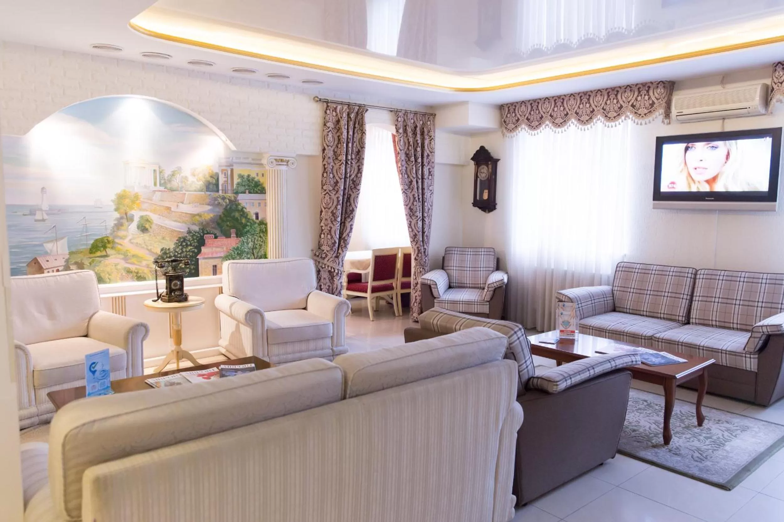 Day, Lounge/Bar in Lermontovskiy Hotel