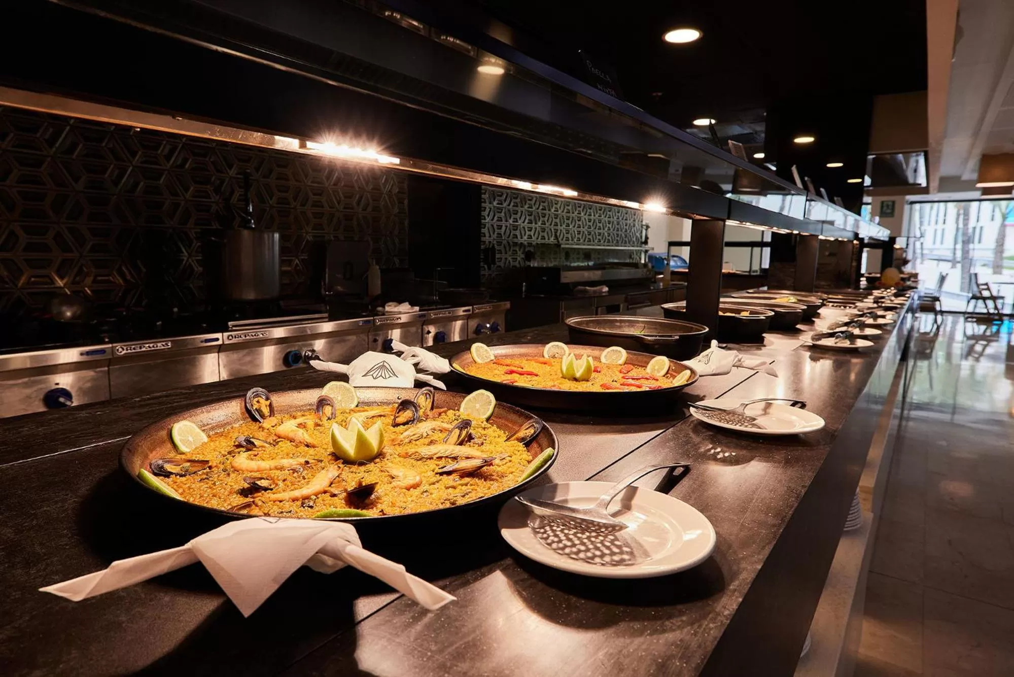 Food in Hotel Bristol 4 Sup