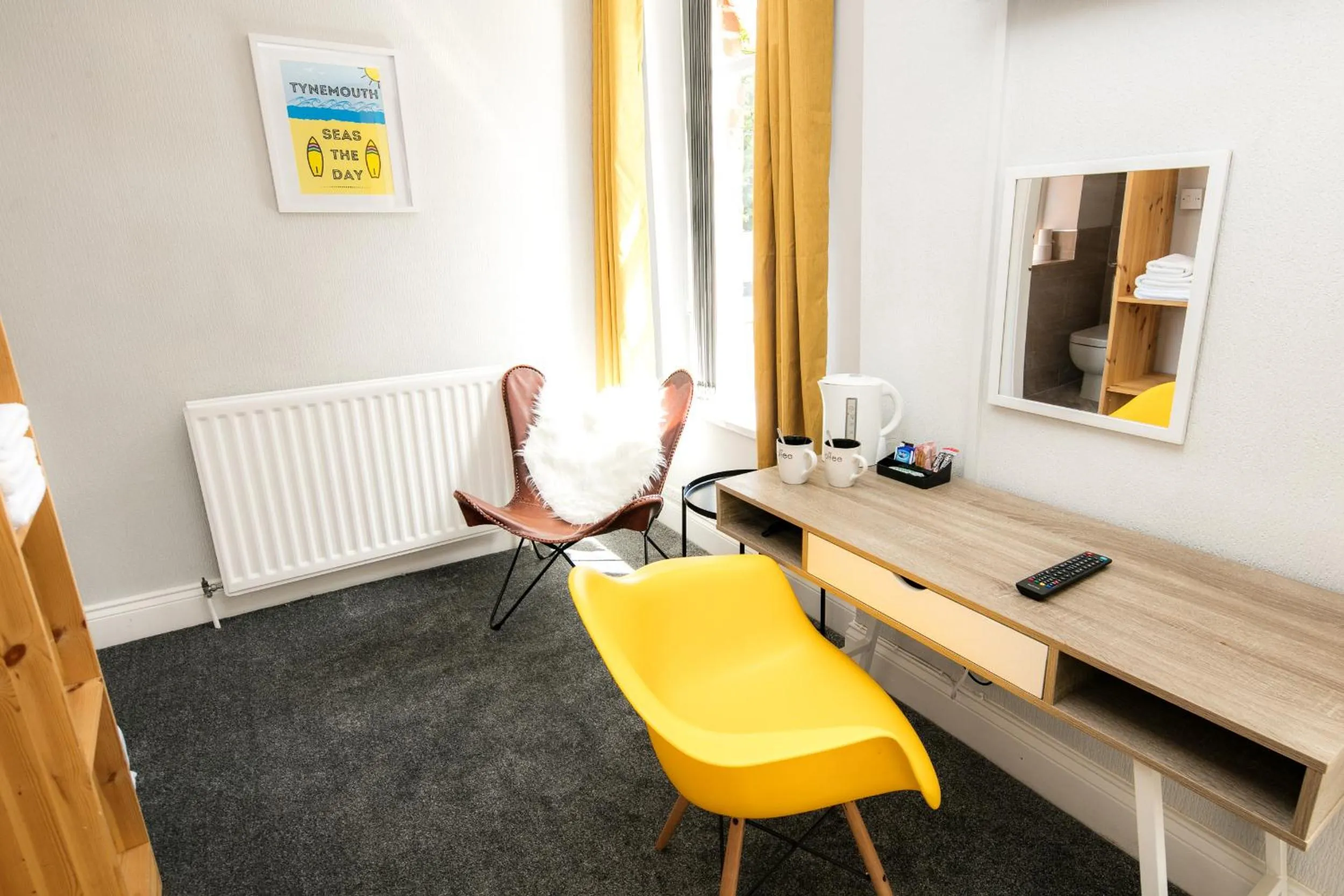 Seating area in Kenilworth Hotel