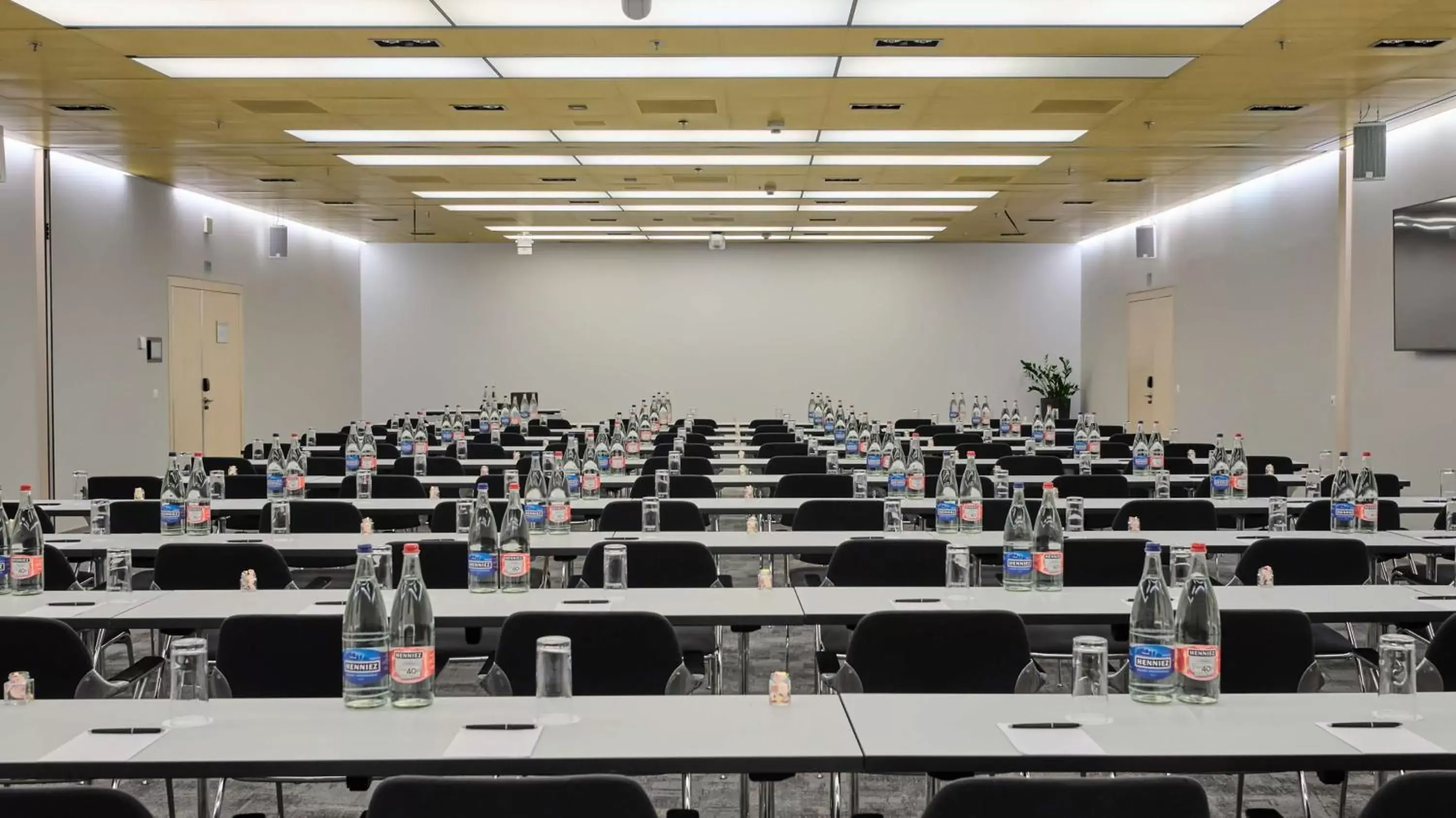 Meeting/conference room in Radisson Blu Hotel, Lucerne