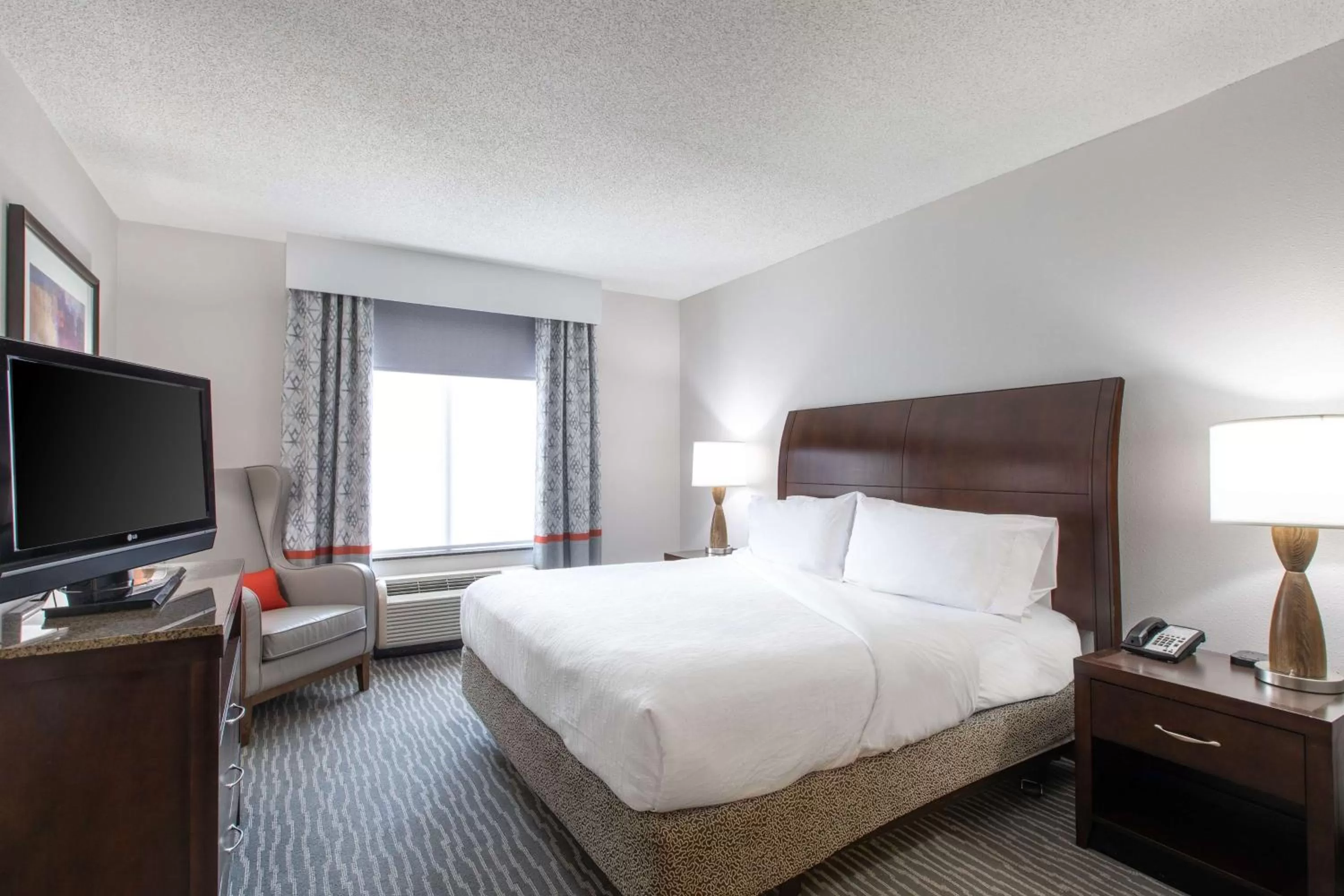Bedroom, Bed in Hilton Garden Inn Lynchburg