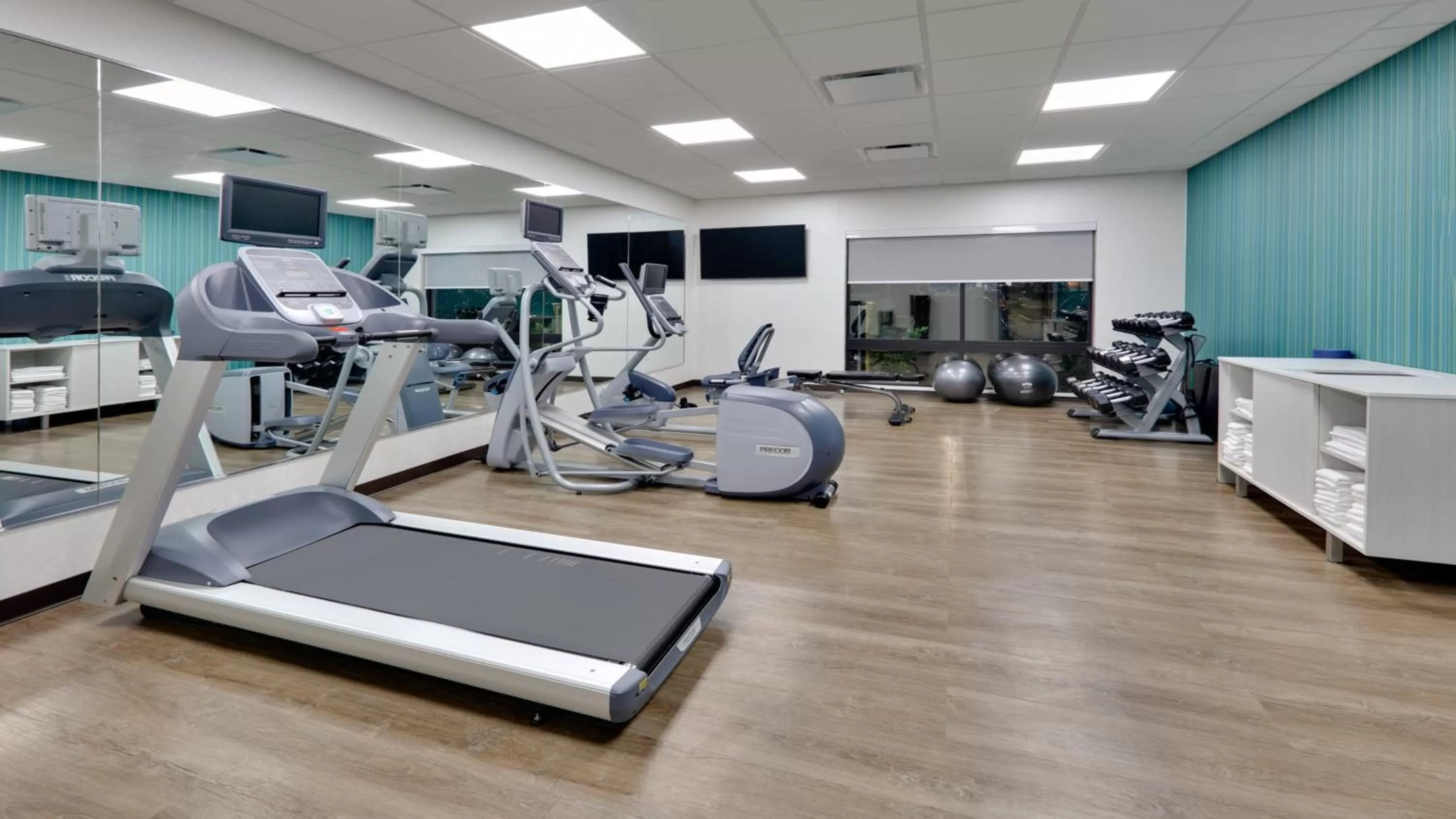 Fitness centre/facilities in Holiday Inn Express & Suites Fort Worth North - Northlake by IHG