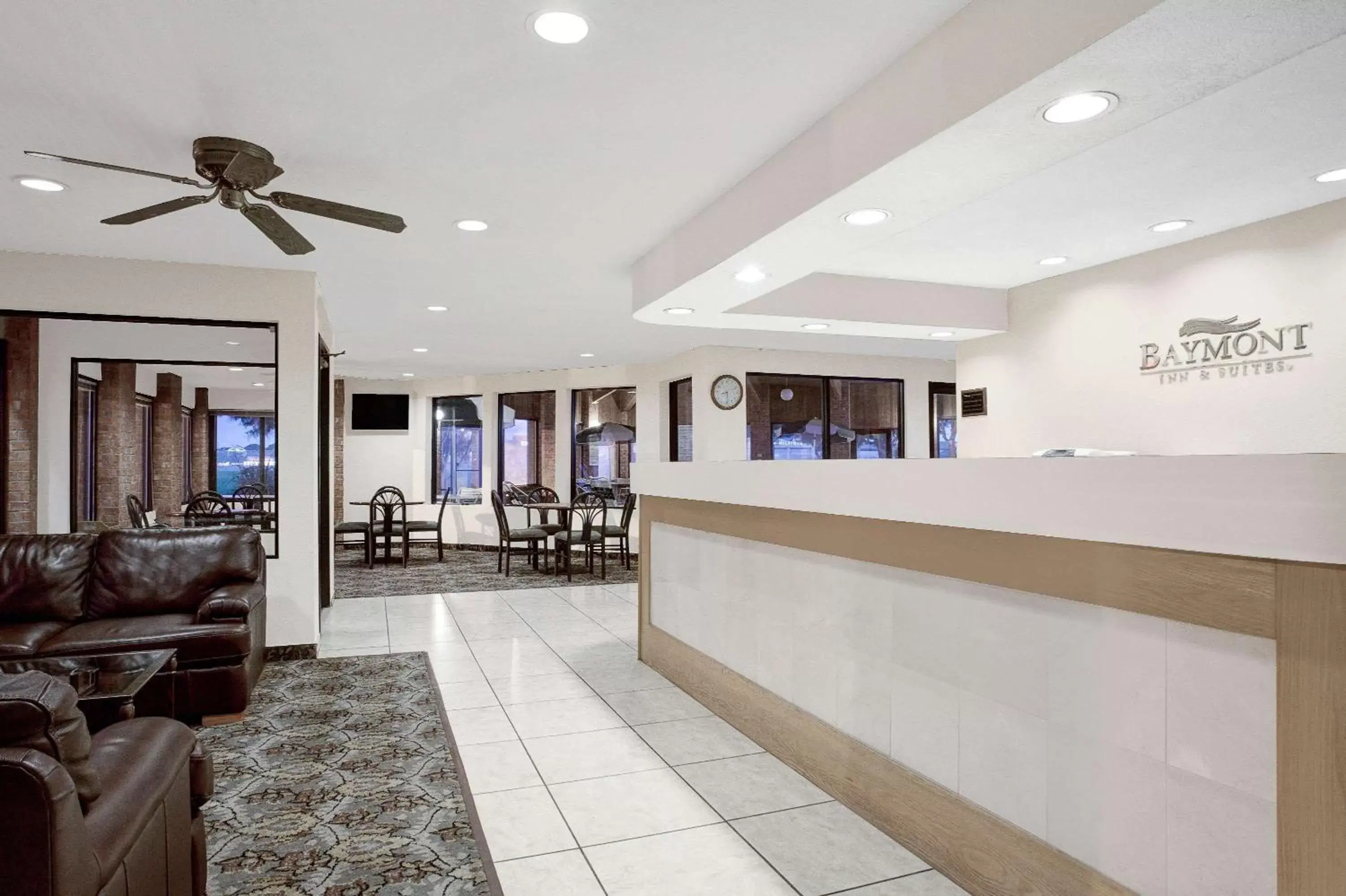 Lobby or reception, Lobby/Reception in Baymont Inn & Suites by Wyndham San Marcos