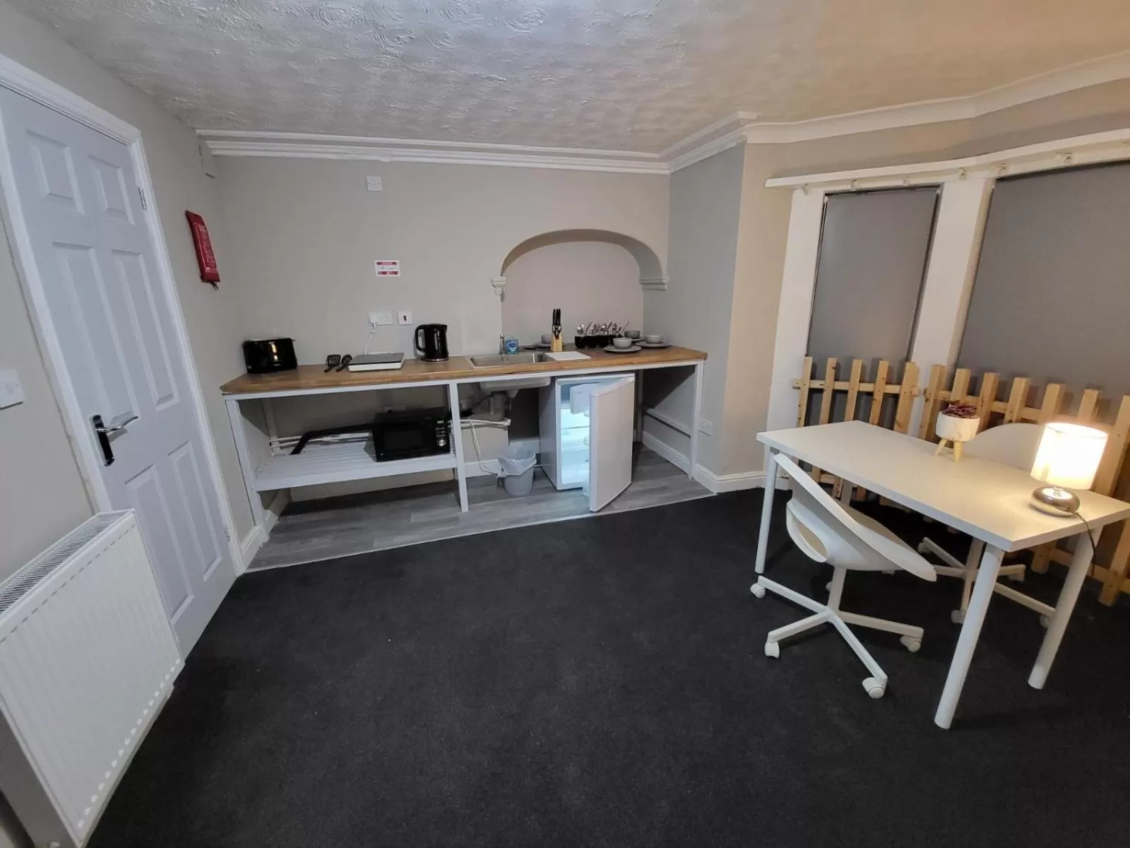 Kitchen or kitchenette, Kitchen/Kitchenette in MM Sure Stay Accommodation - NG1