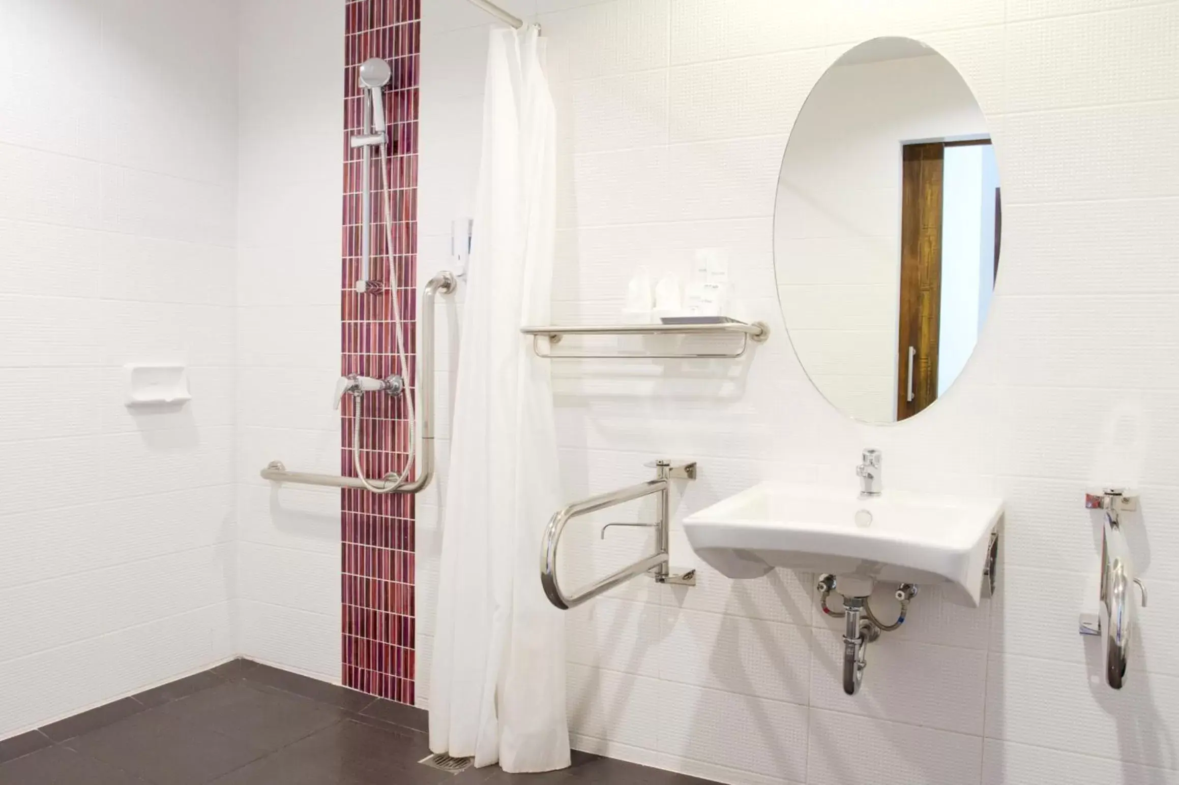 Area and facilities, Bathroom in Grand Bella