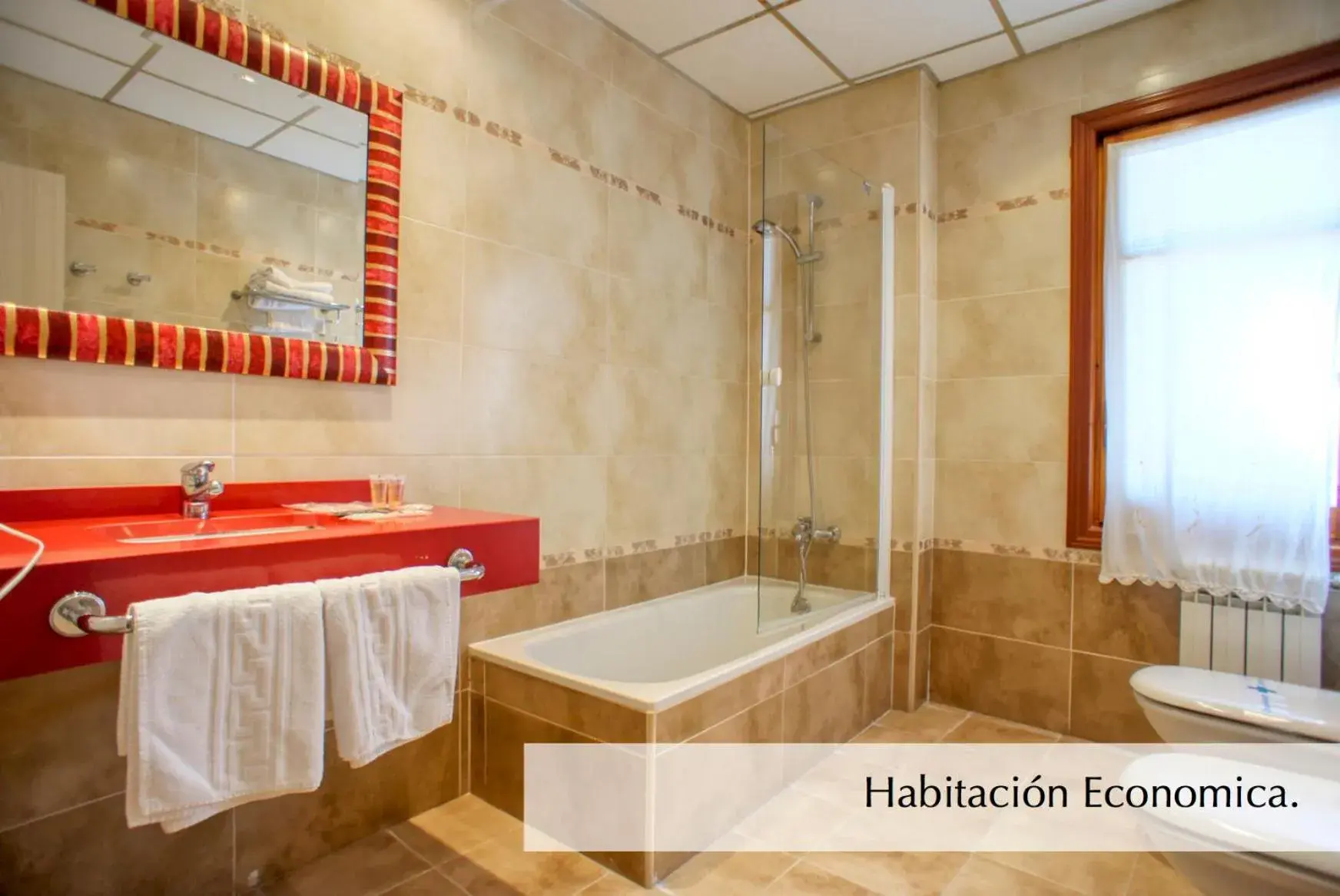 Bathroom in Hotel Montermoso