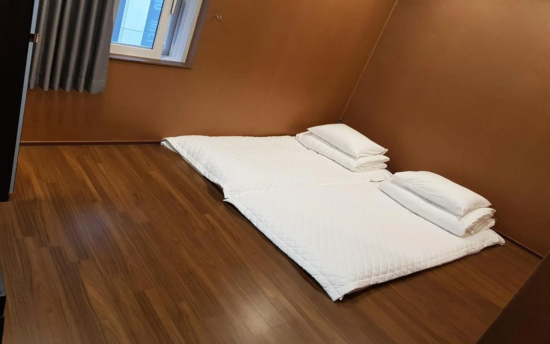 Photo of the whole room, Bed in Soosong Guesthouse Gwanghwamun Myeongdon g