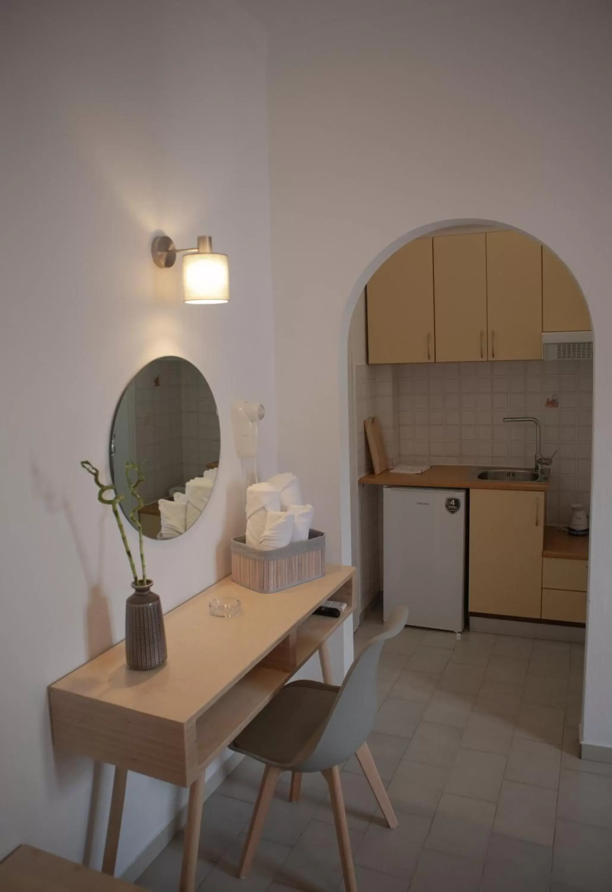 Kitchen or kitchenette, Dining Area in ATHANASIA APARTMENTS