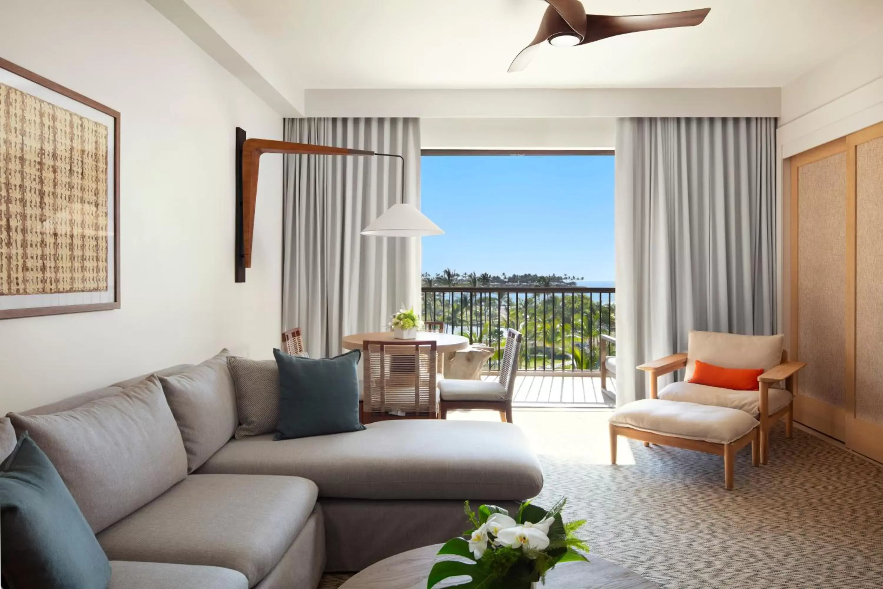 Balcony/Terrace, Seating Area in Mauna Lani, Auberge Resorts Collection