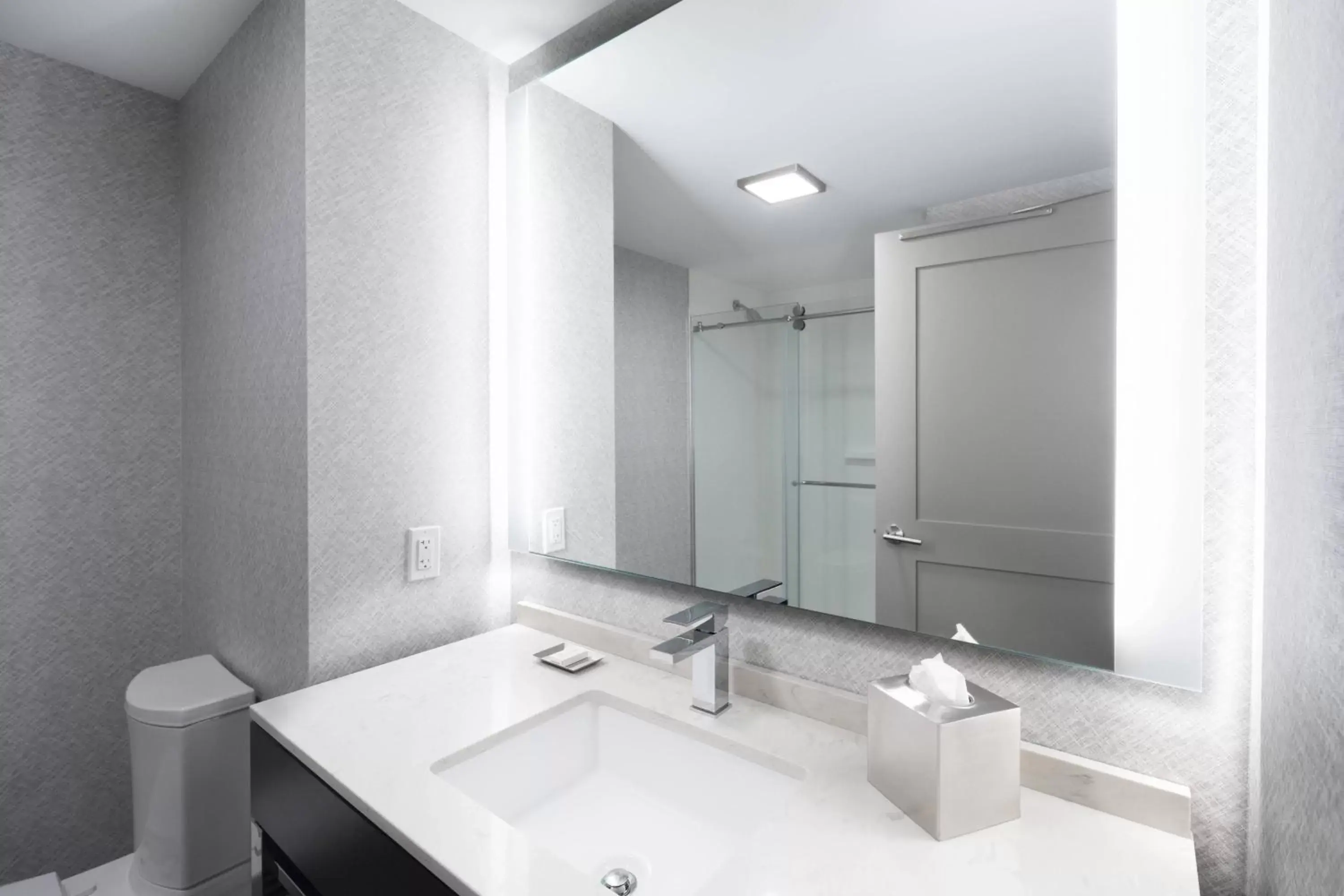 Bathroom in Fairfield Inn & Suites by Marriott Boston Logan Airport/Chelsea